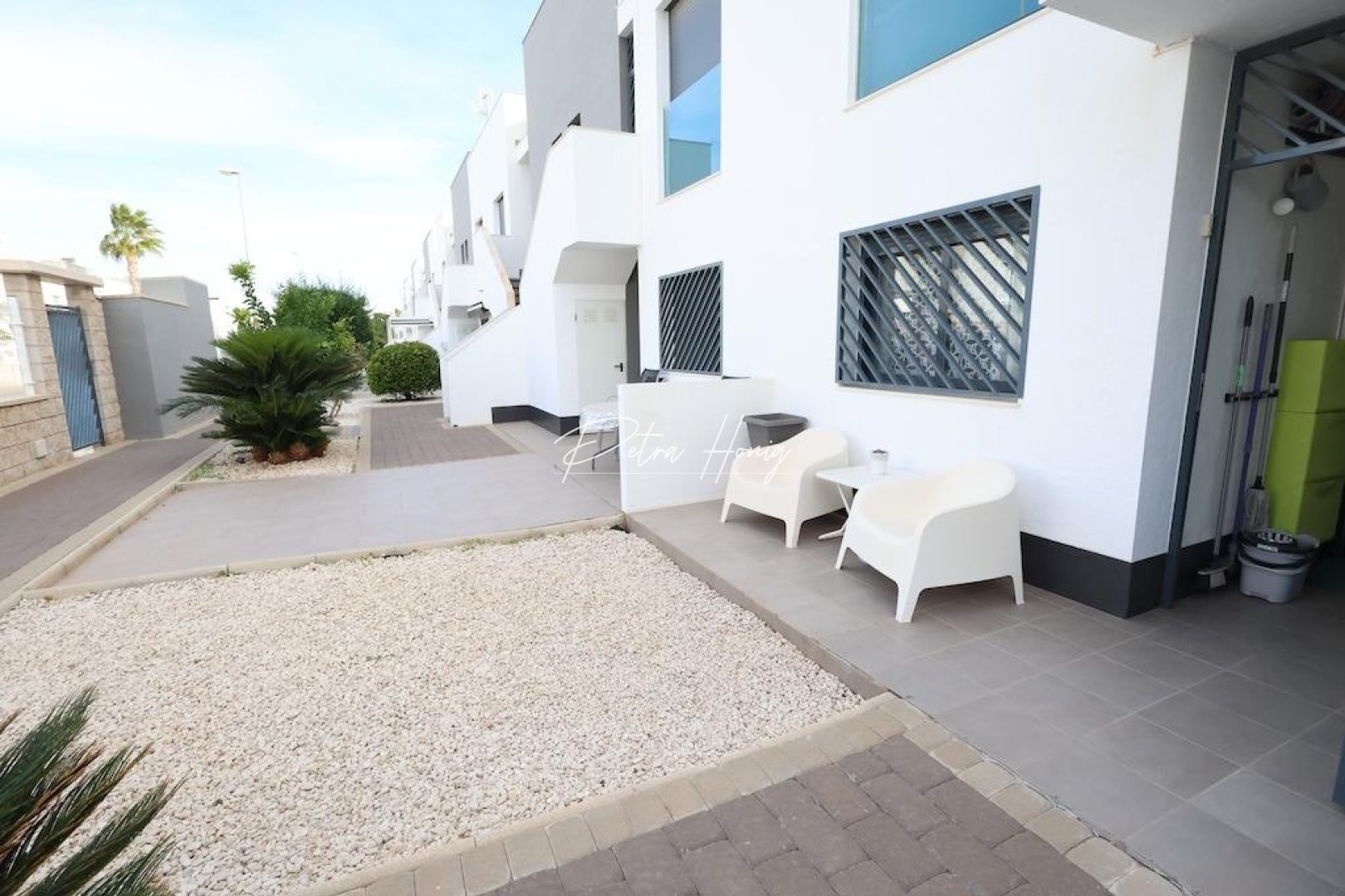 Resales - Bungalow - Orihuela Costa - La Zenia