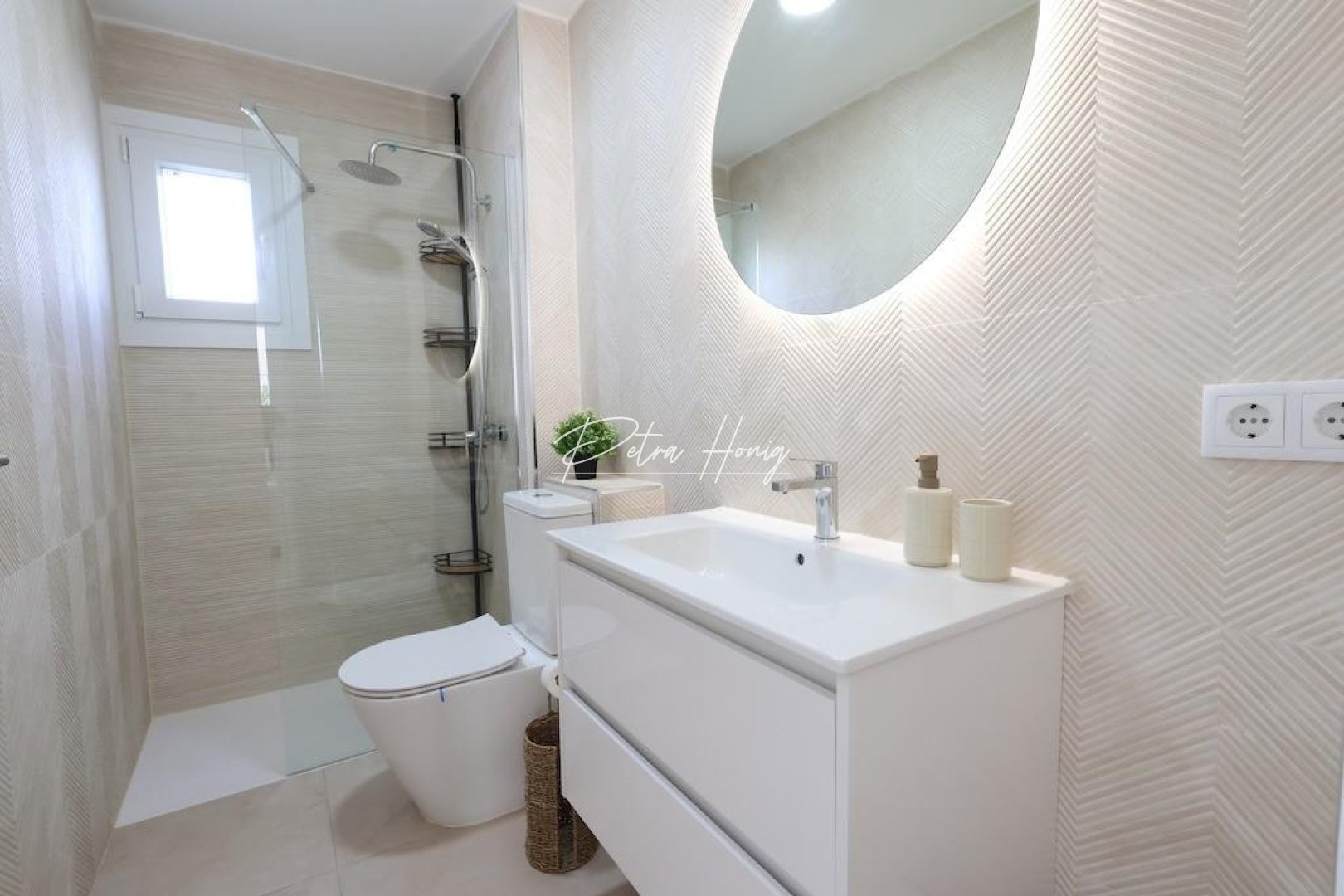 Resales - Bungalow - Orihuela Costa - La Zenia