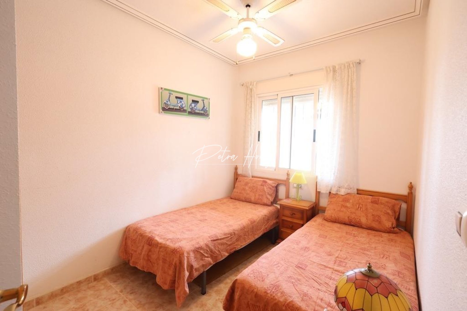 Resales - Bungalow - Orihuela Costa - La Zenia
