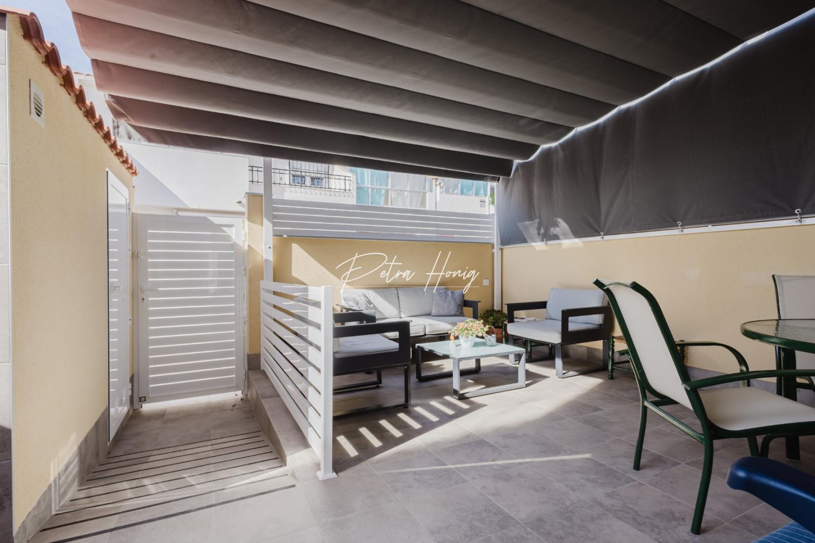 Resales - Bungalow - Torrevieja - Playa De Los Náufragos