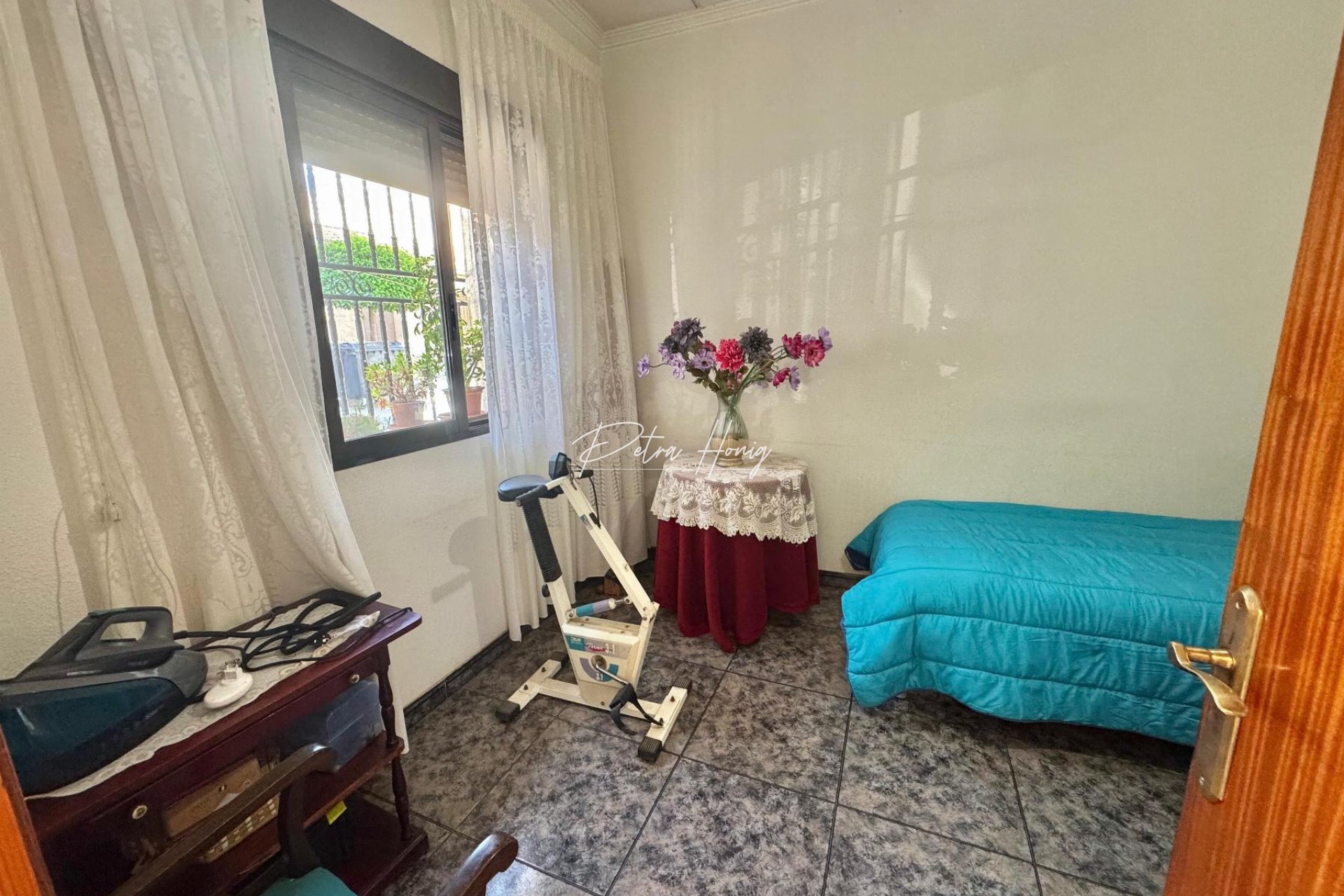 Resales - Casa - Benejuzar