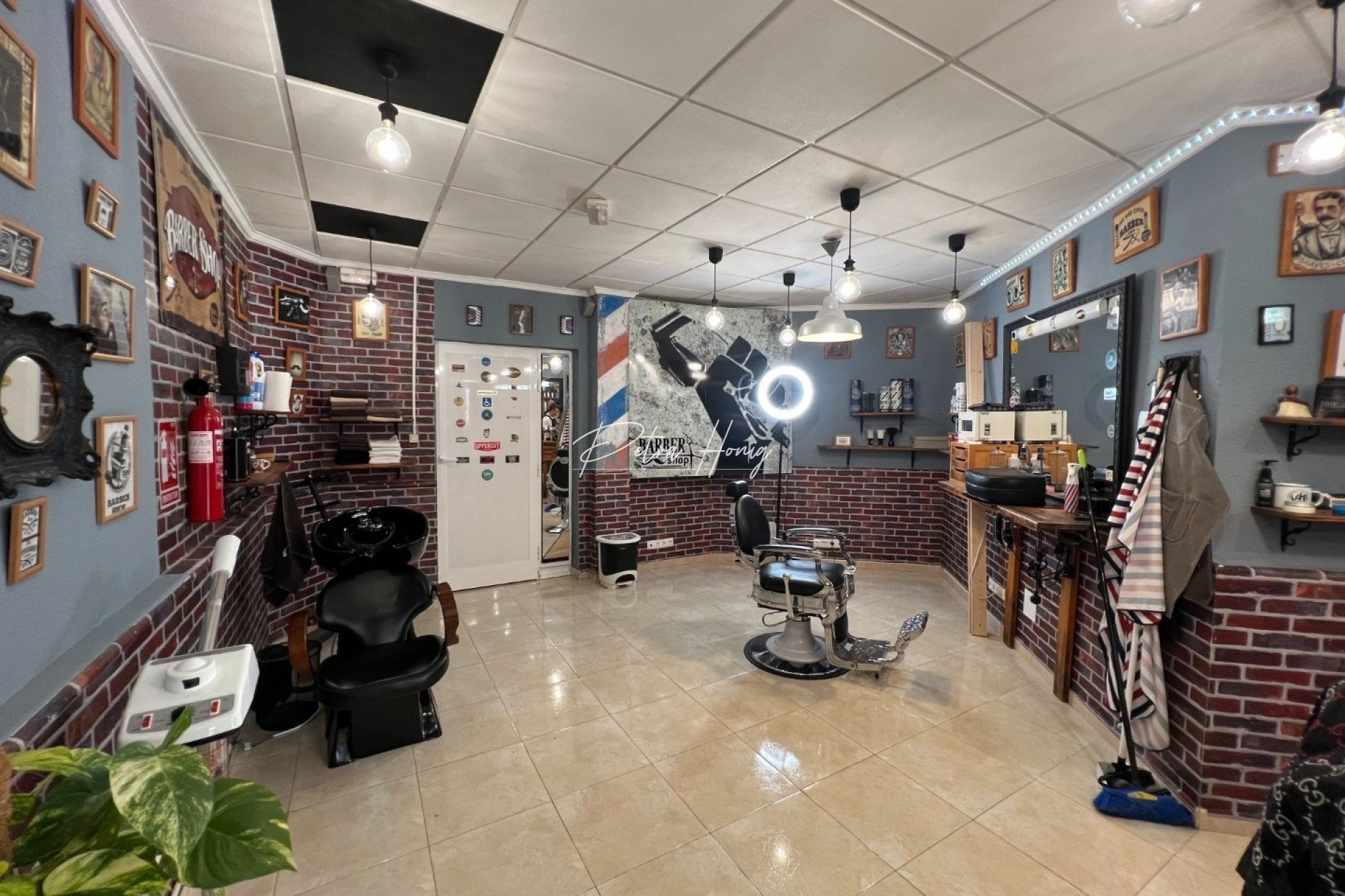 Resales - Commercial - Guardamar del Segura - Centro