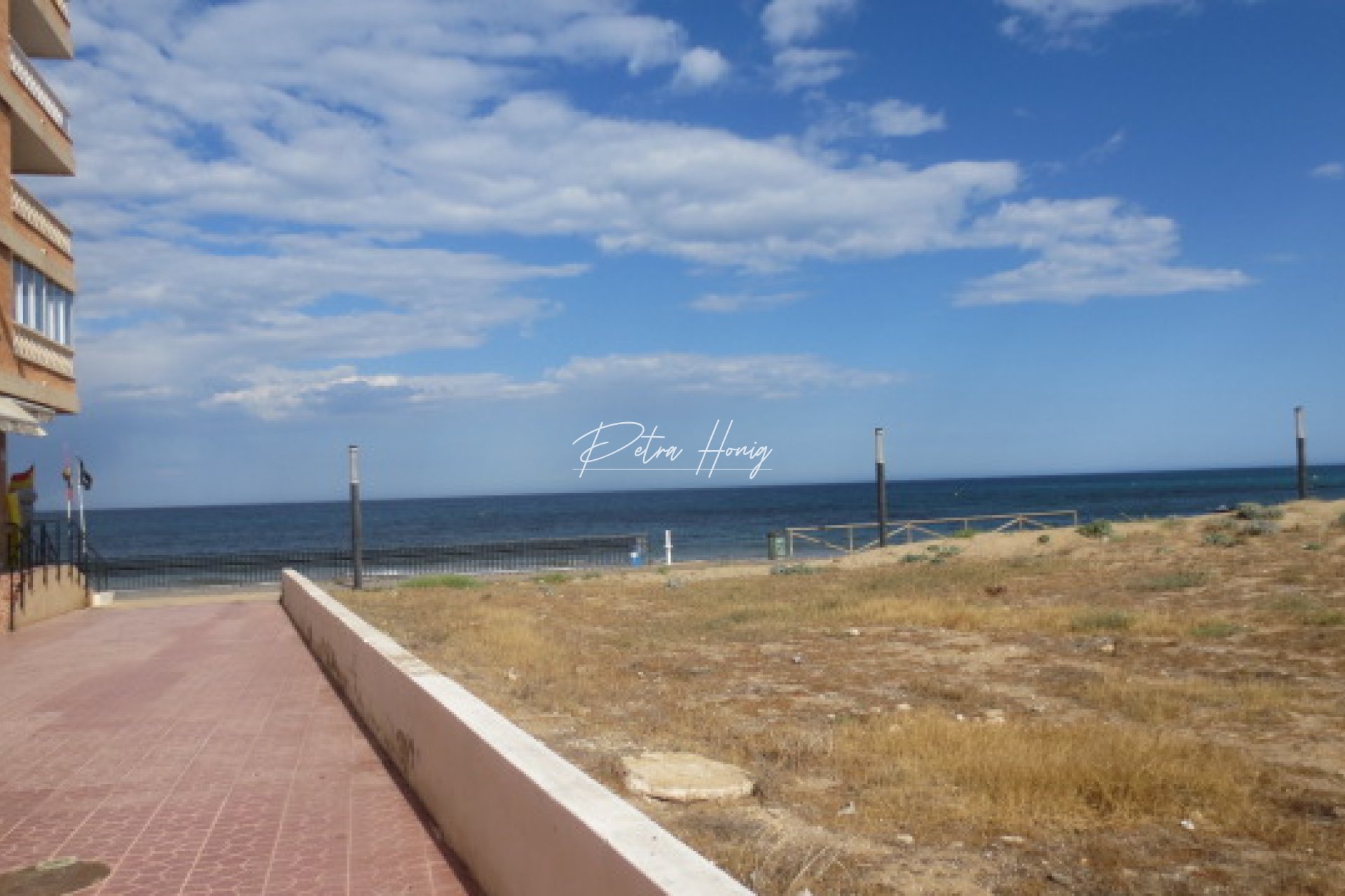 Resales - Commercial - La Mata - Centro