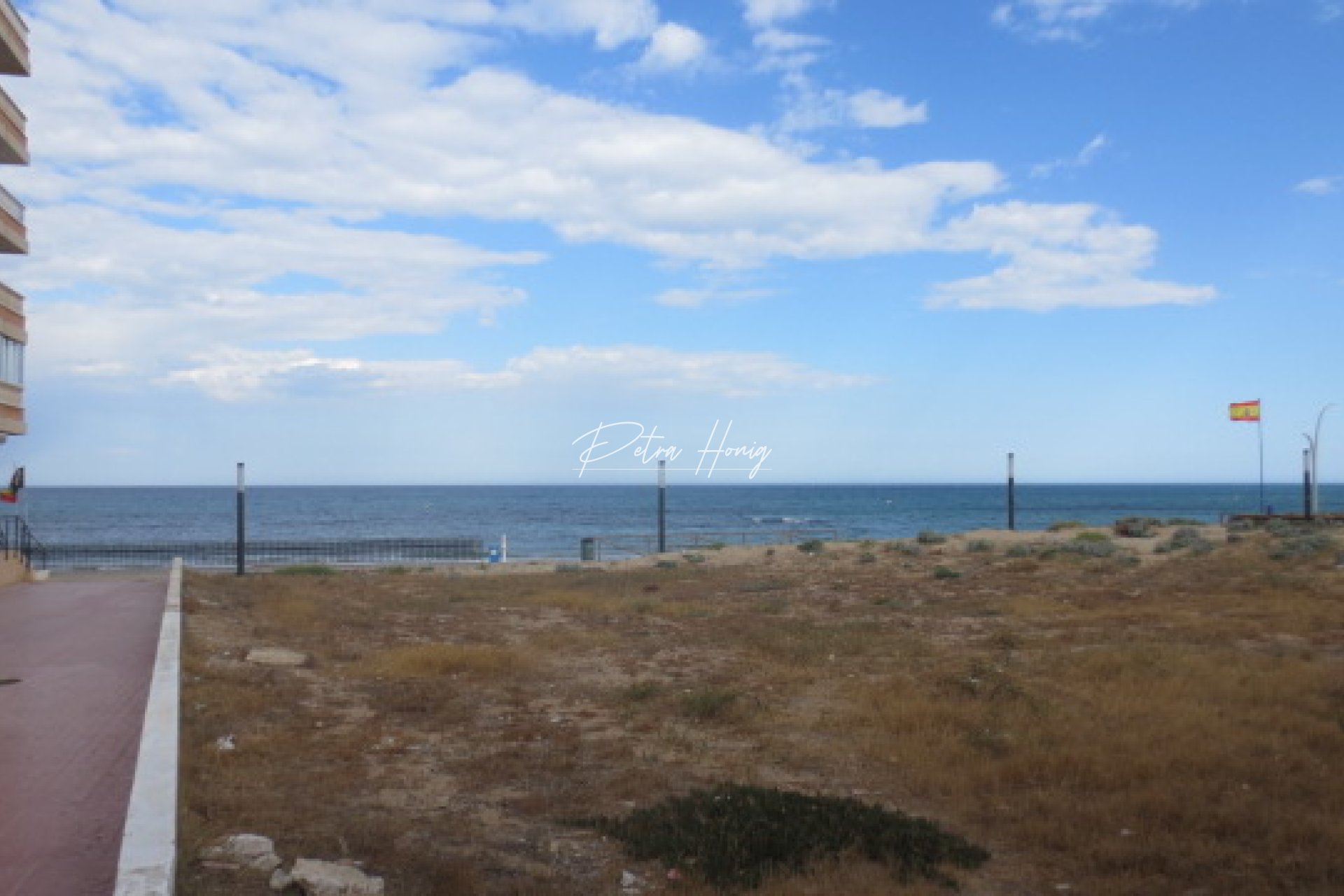 Resales - Commercial - La Mata - Centro