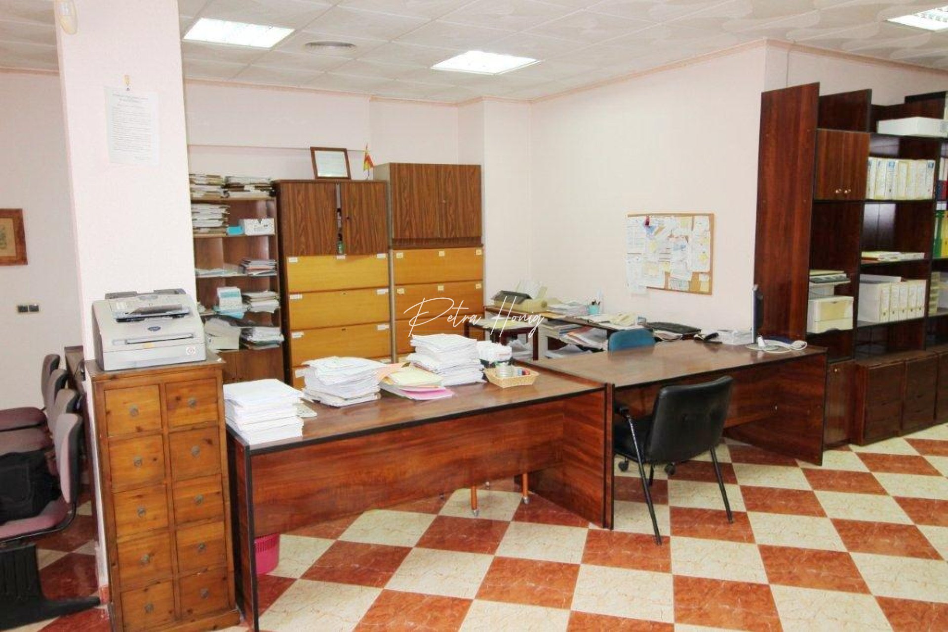 Resales - Commercial - La Mata - Centro