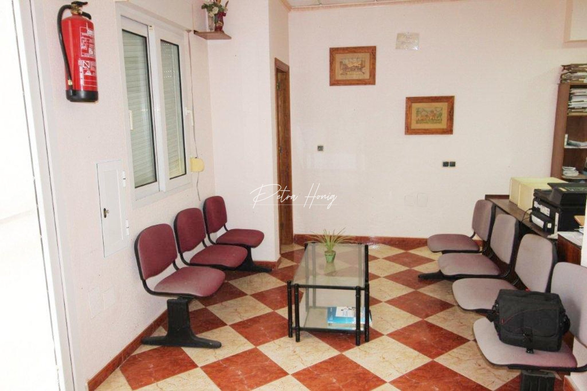 Resales - Commercial - La Mata - Centro
