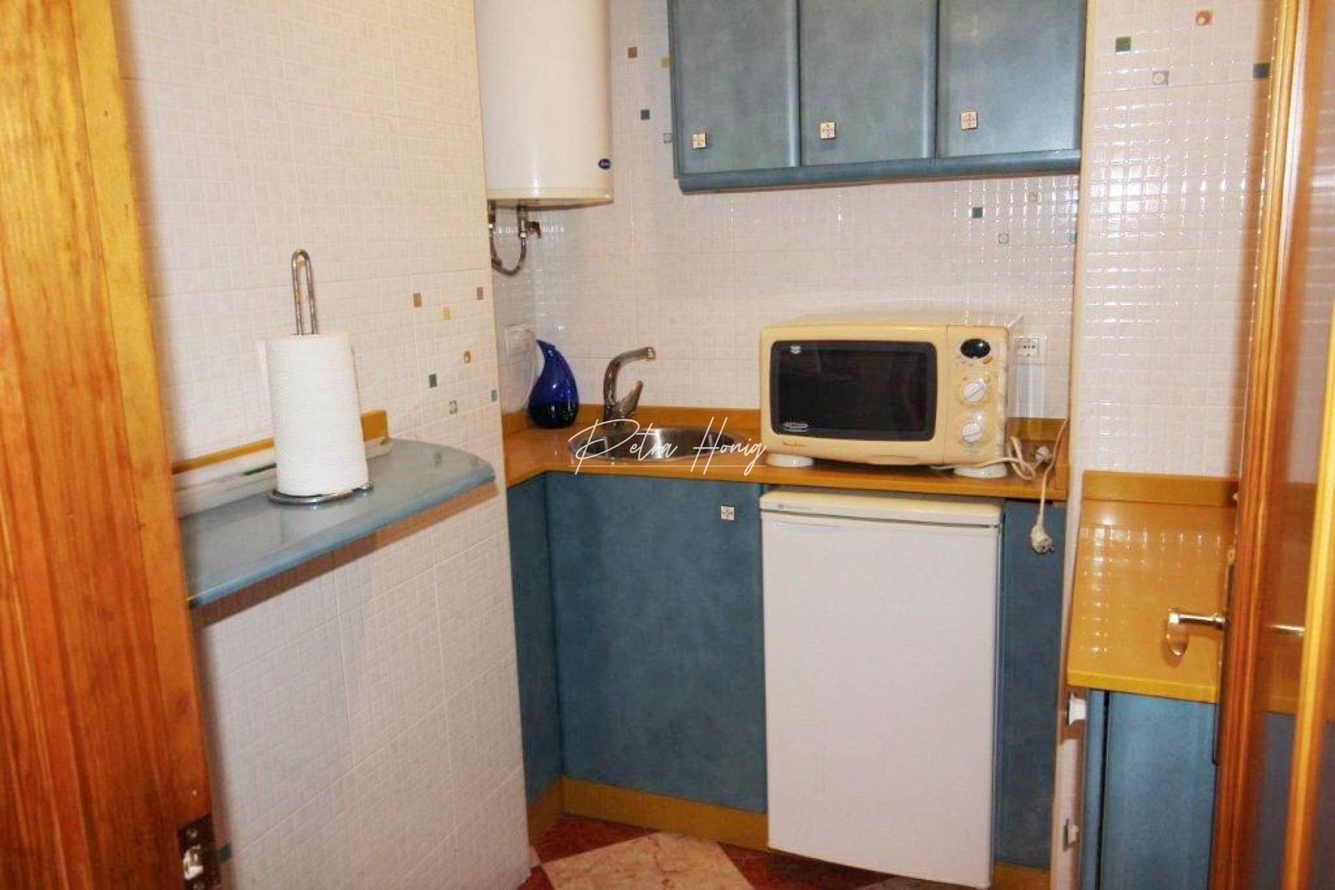 Resales - Commercial - La Mata - Centro