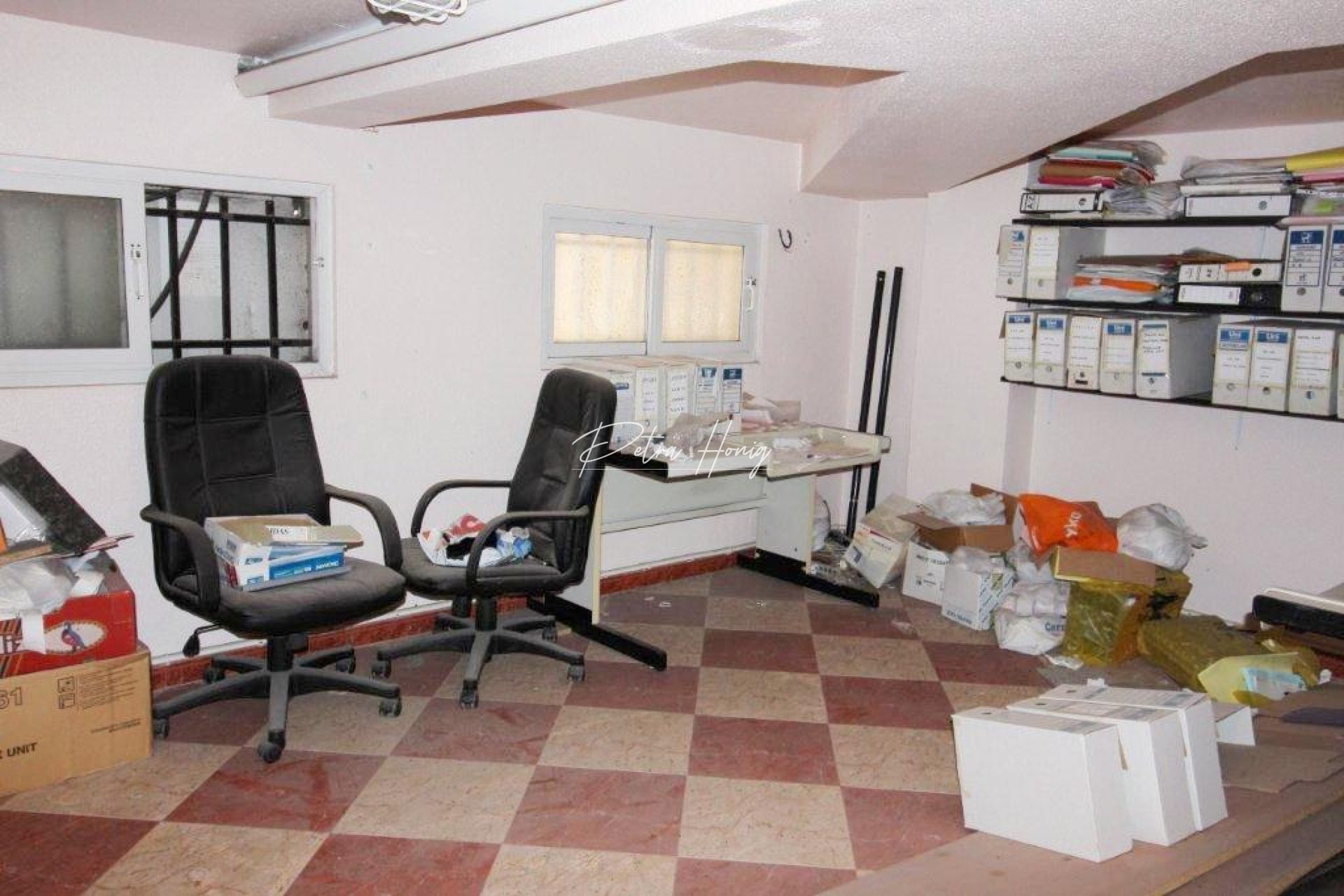 Resales - Commercial - La Mata - Centro