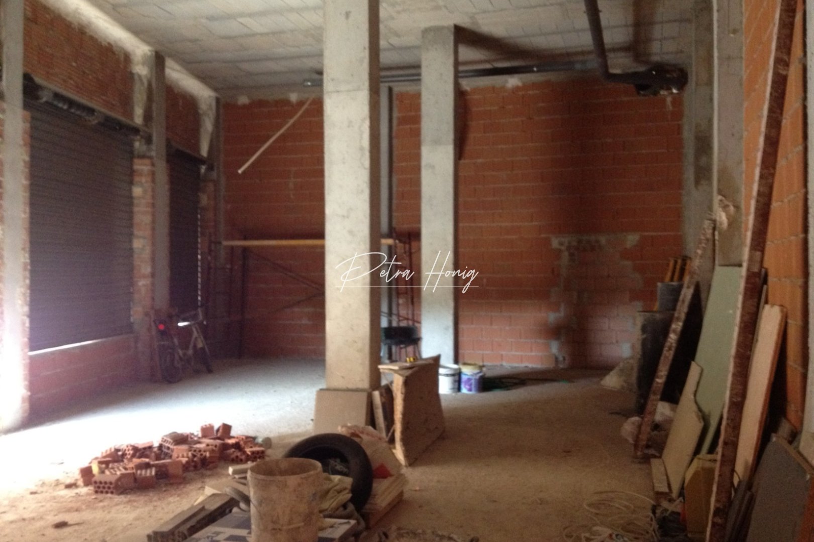 Resales - Commercial - Los Montesinos