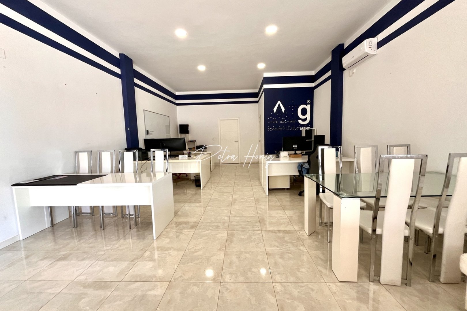 Resales - Commercial - Playa Flamenca