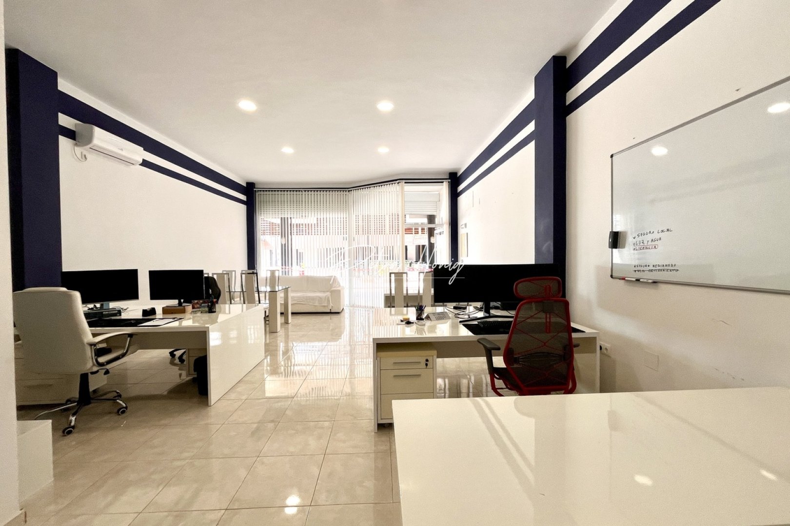 Resales - Commercial - Playa Flamenca