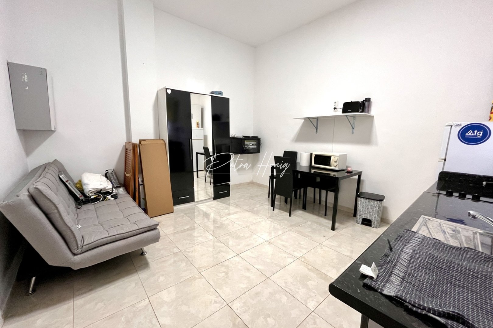 Resales - Commercial - Playa Flamenca