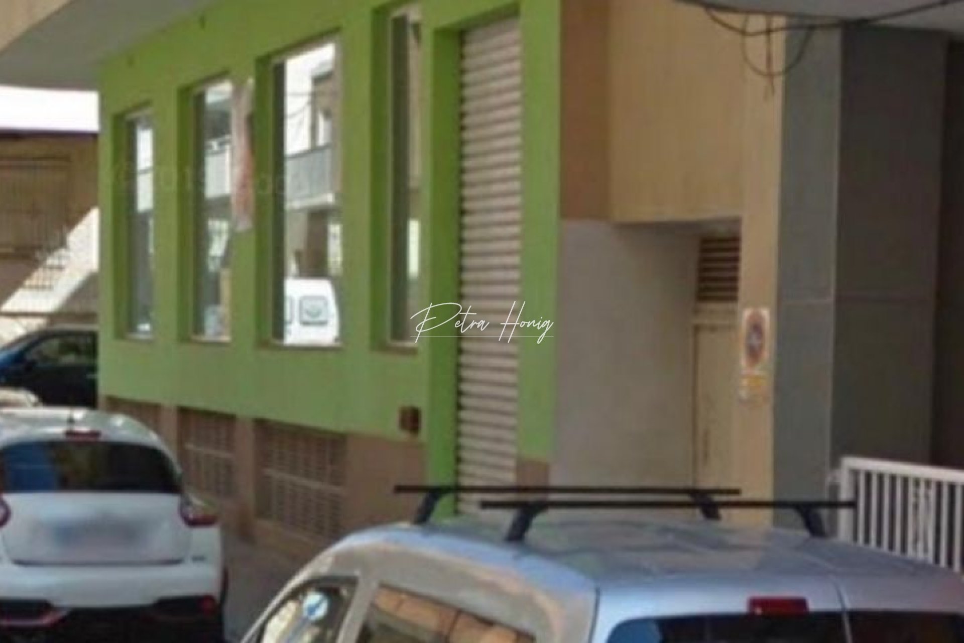 Resales - Commercial - Torrevieja