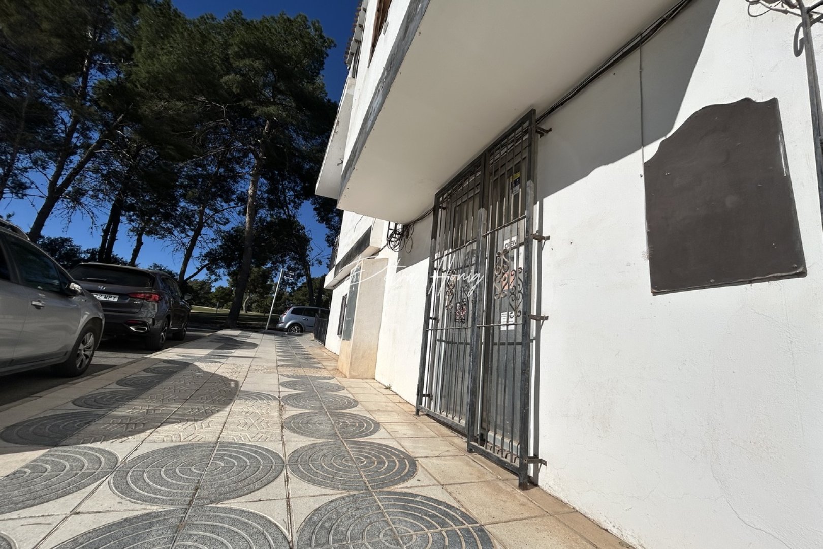 Resales - Commercial - Villamartin