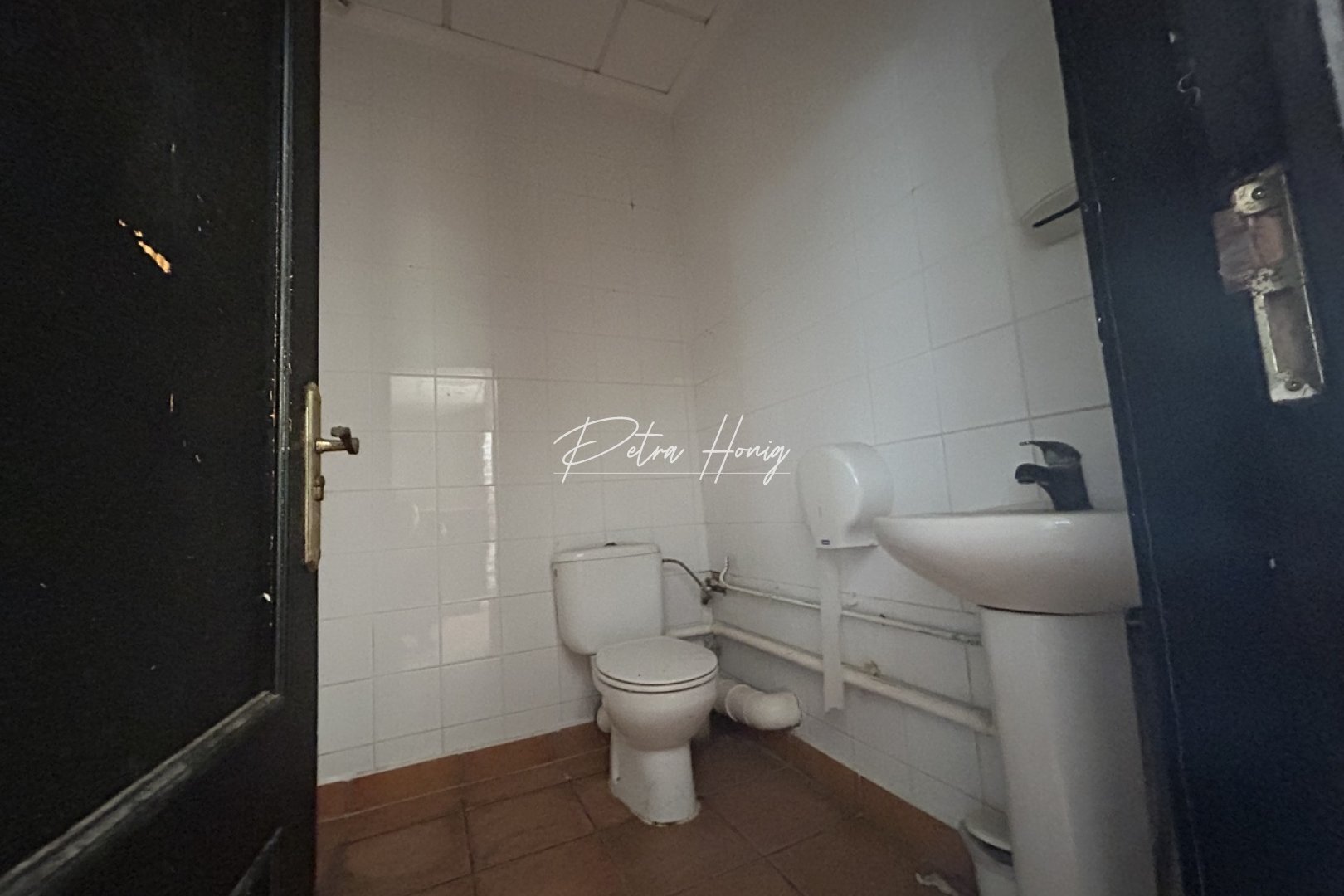 Resales - Commercial - Villamartin