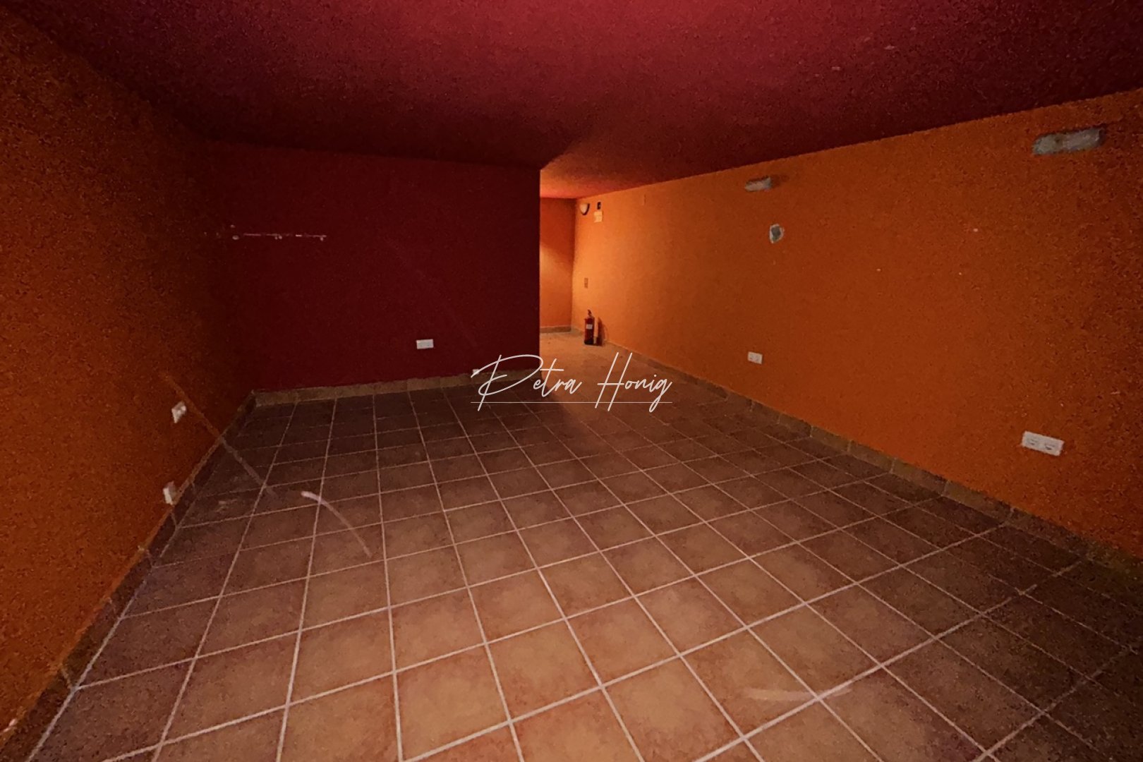 Resales - Commercial - Villamartin