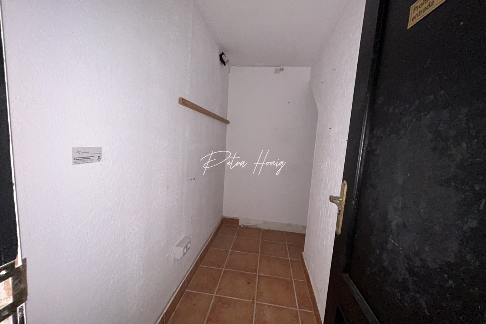 Resales - Commercial - Villamartin