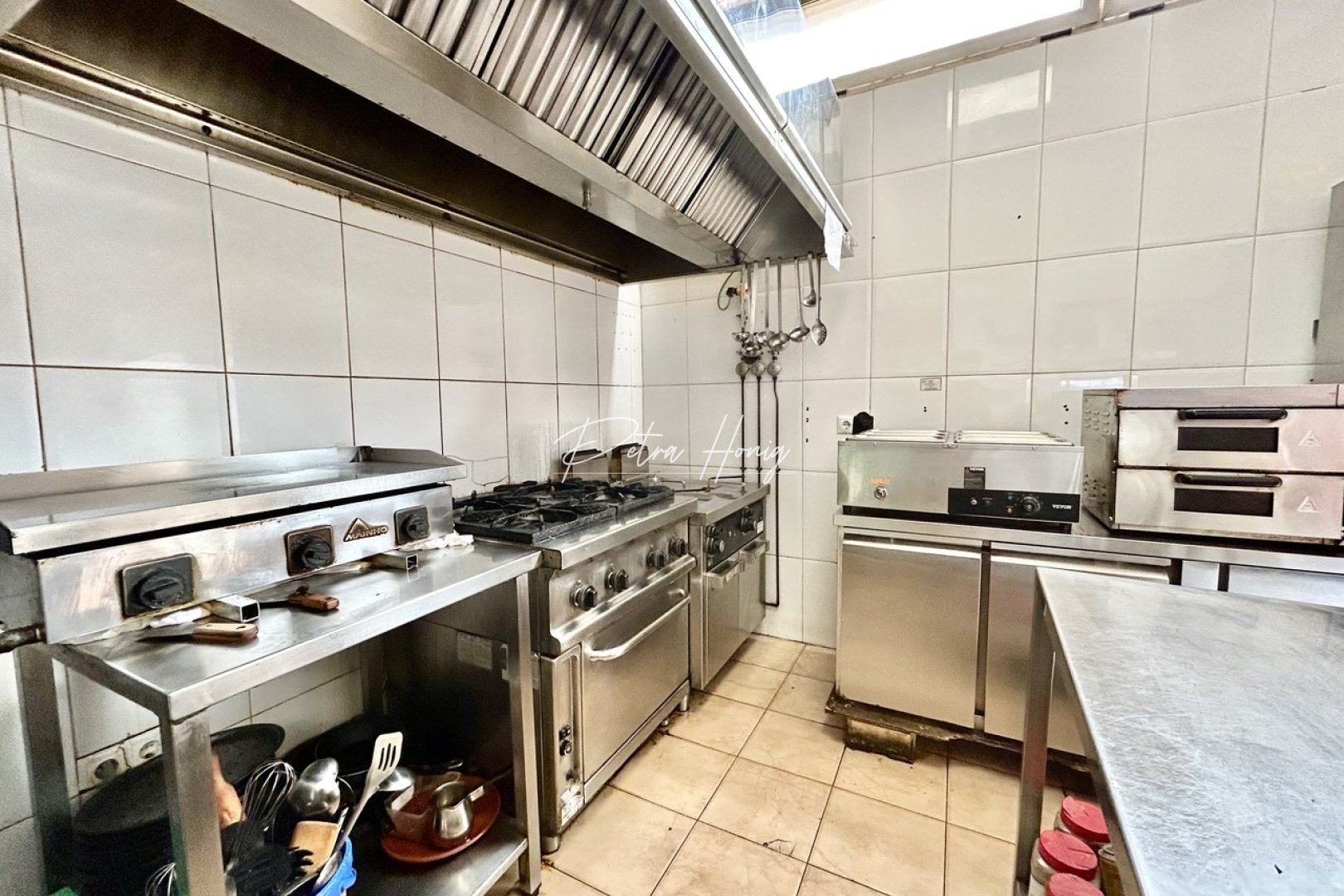 Resales - Commercial - Villamartin