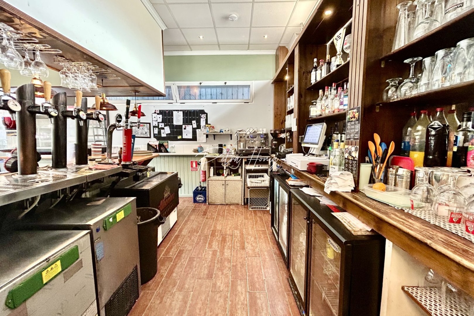 Resales - Commercial - Villamartin