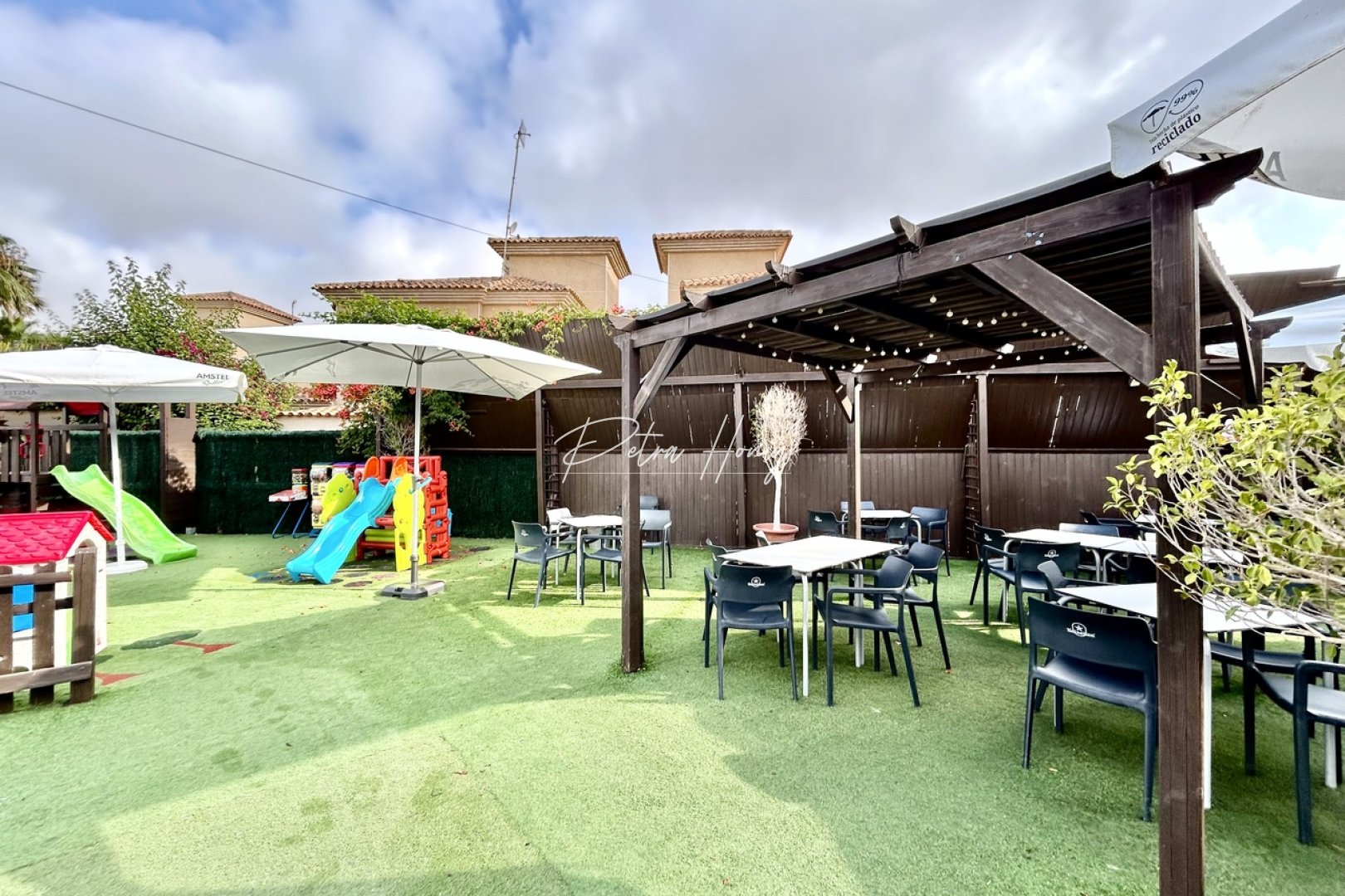 Resales - Commercial - Villamartin