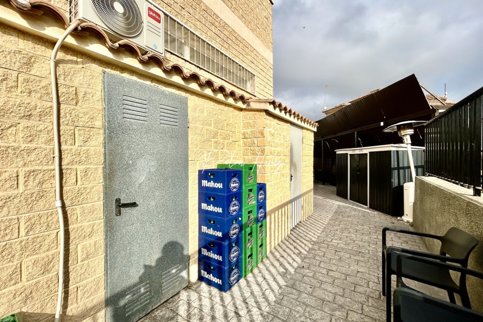 Resales - Commercial - Villamartin
