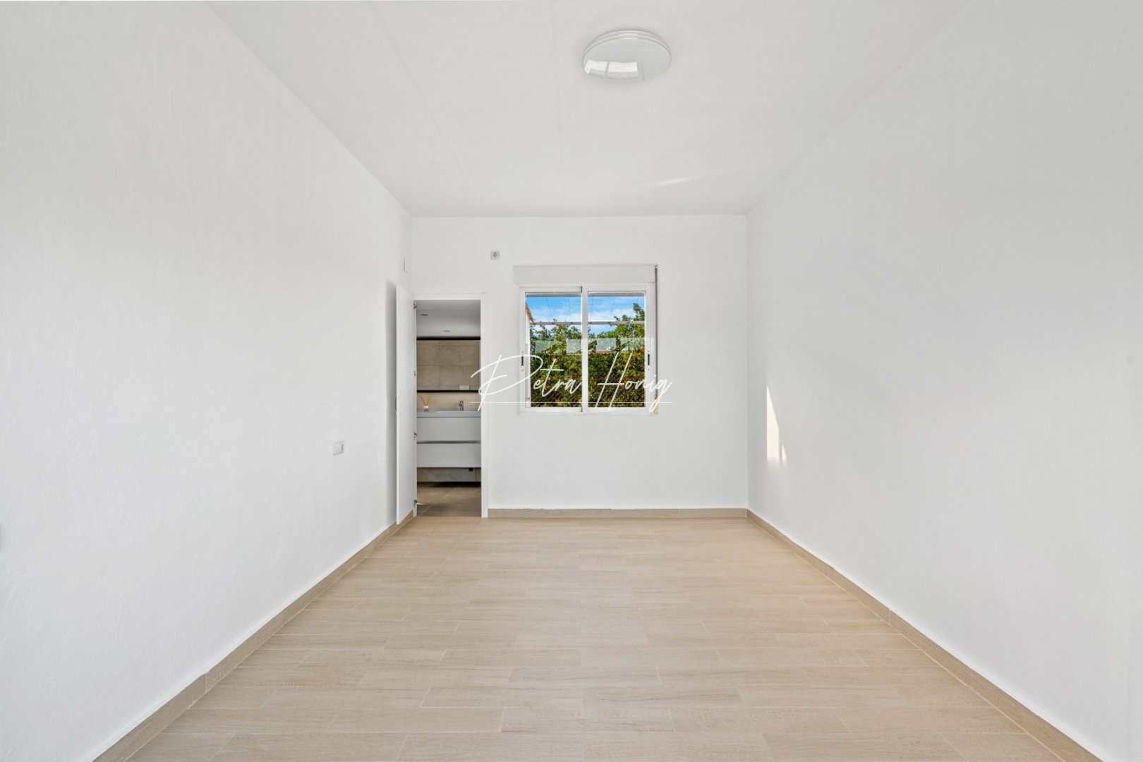 Resales - Finca - Dolores
