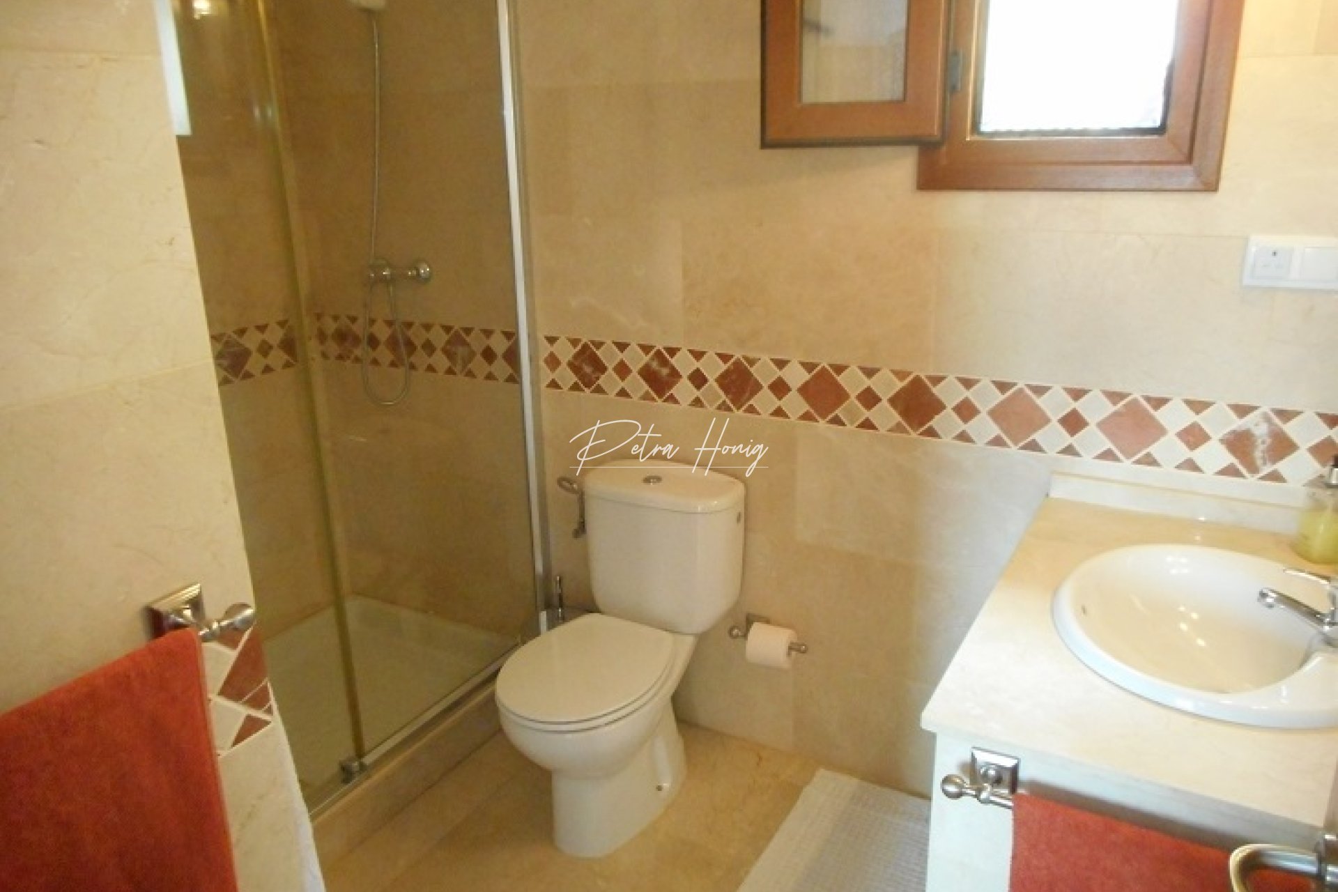 Resales -  - La Finca Golf