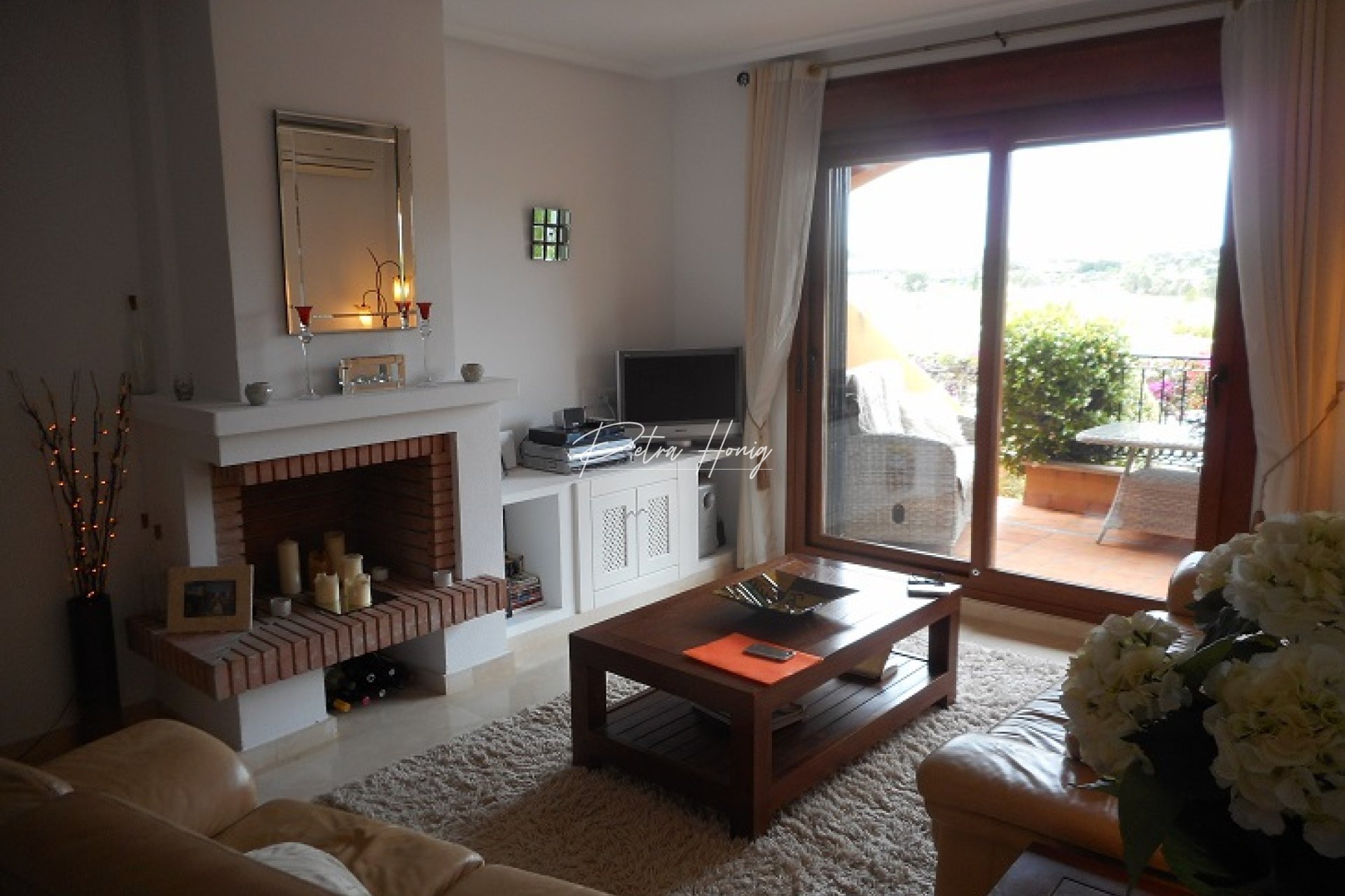 Resales -  - La Finca Golf