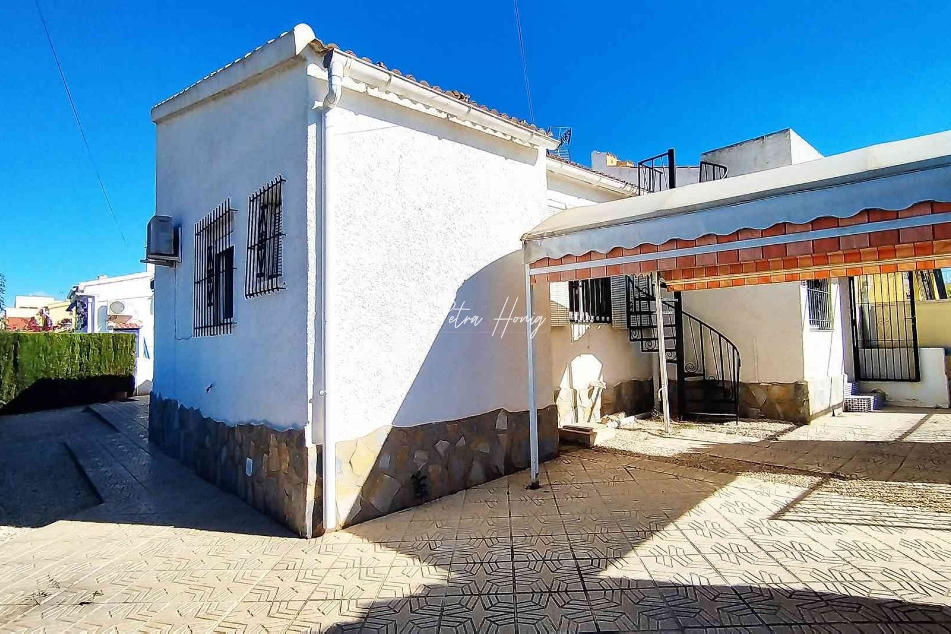 Resales -  - La Marina