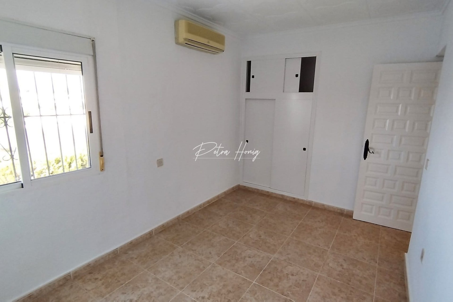 Resales -  - La Marina