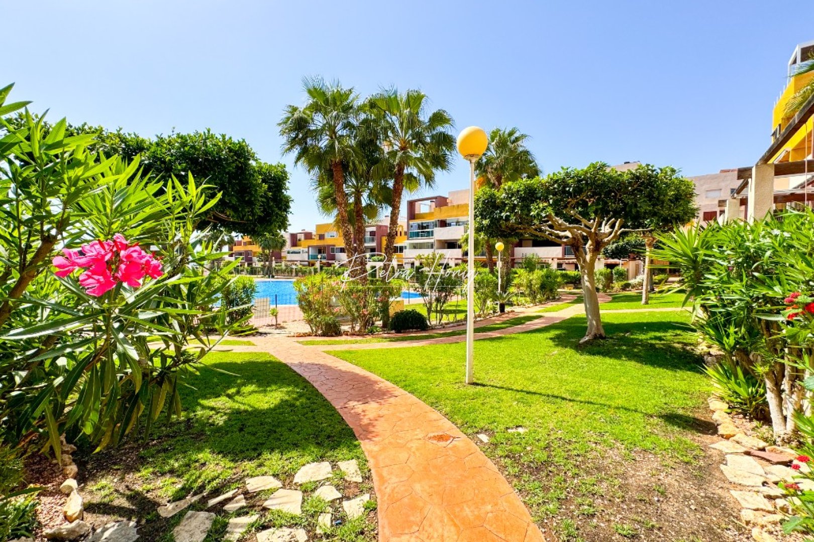 Resales - Lägenhet - Playa Flamenca