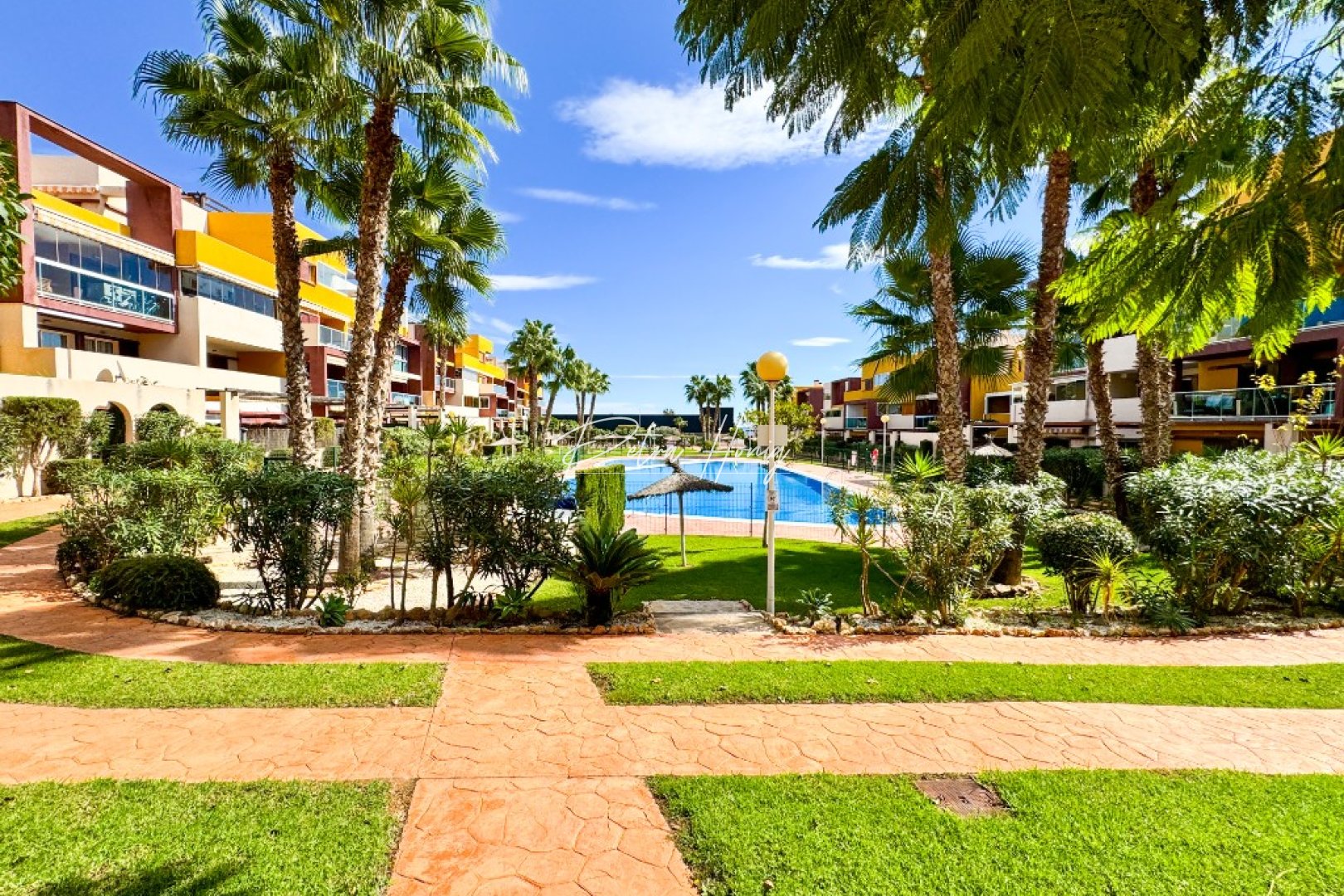 Resales - Lägenhet - Playa Flamenca