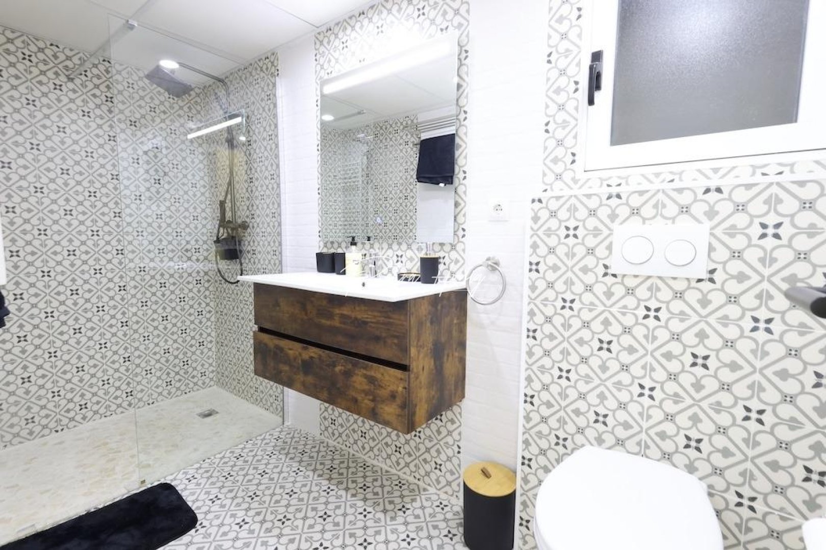Resales - Lägenhet - Torrevieja - Centro