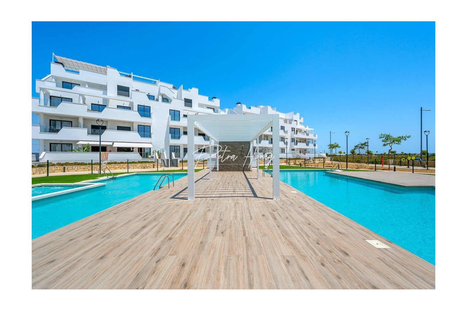 Resales - lejlighed - Other areas - Santa Rosalia Lake And Life Resort