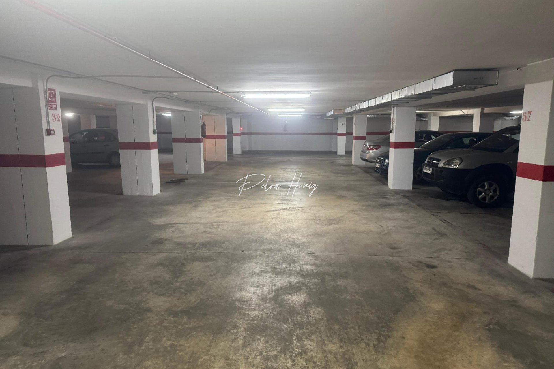 Resales - Parking Space / Garage - Torrevieja - Playa Acequion