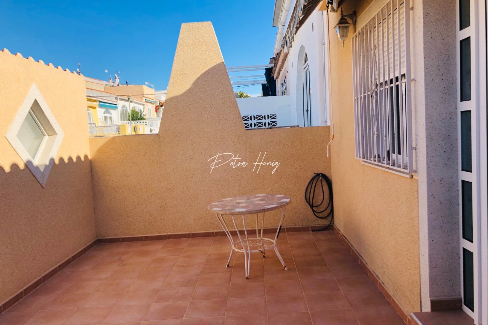 Resales -  - San Luis
