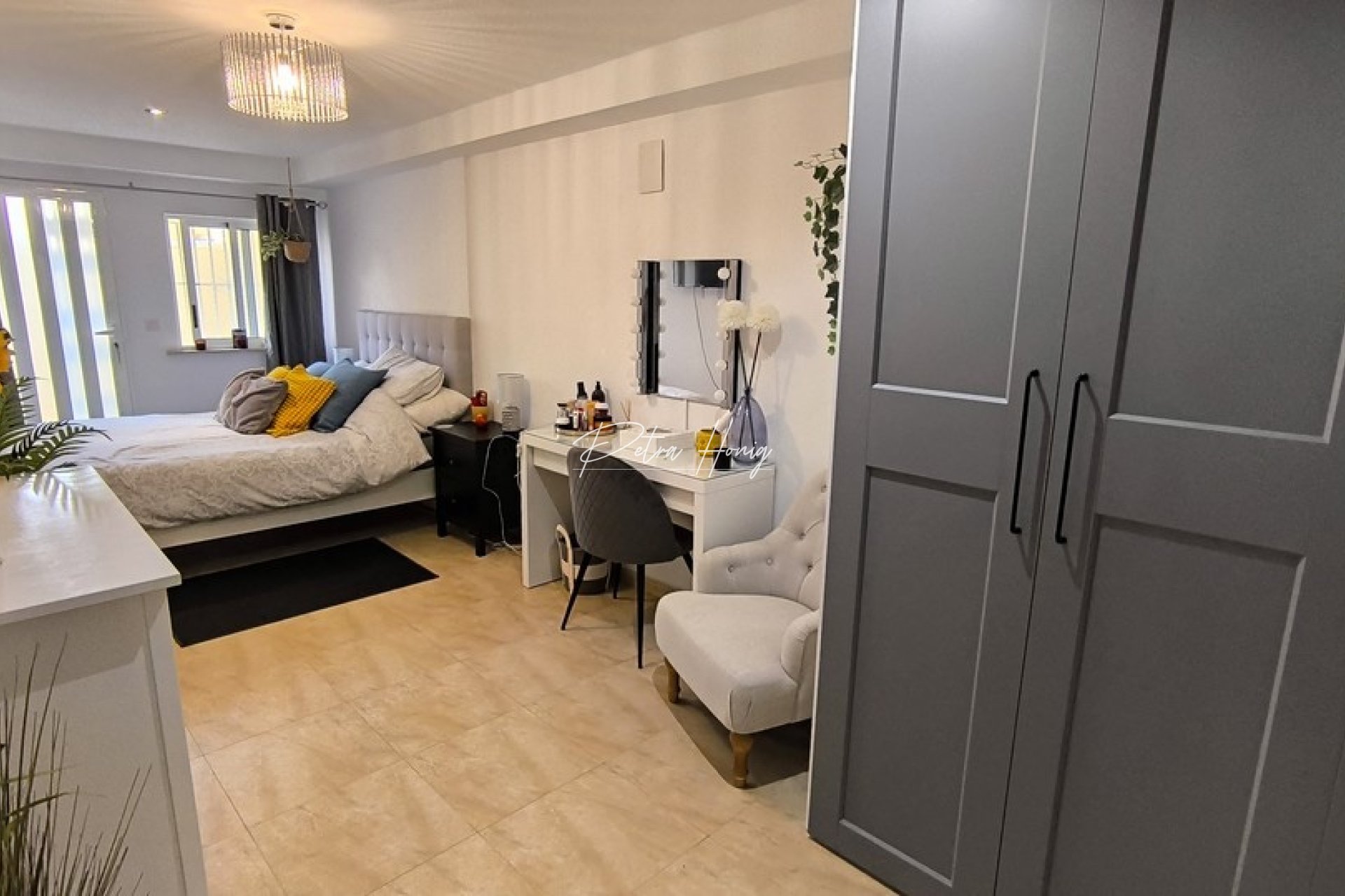 Resales - Semi Detached - Benimar