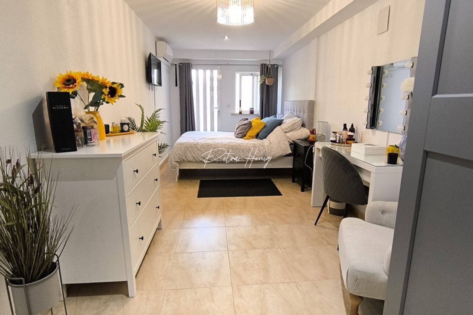 Resales - Semi Detached - Benimar