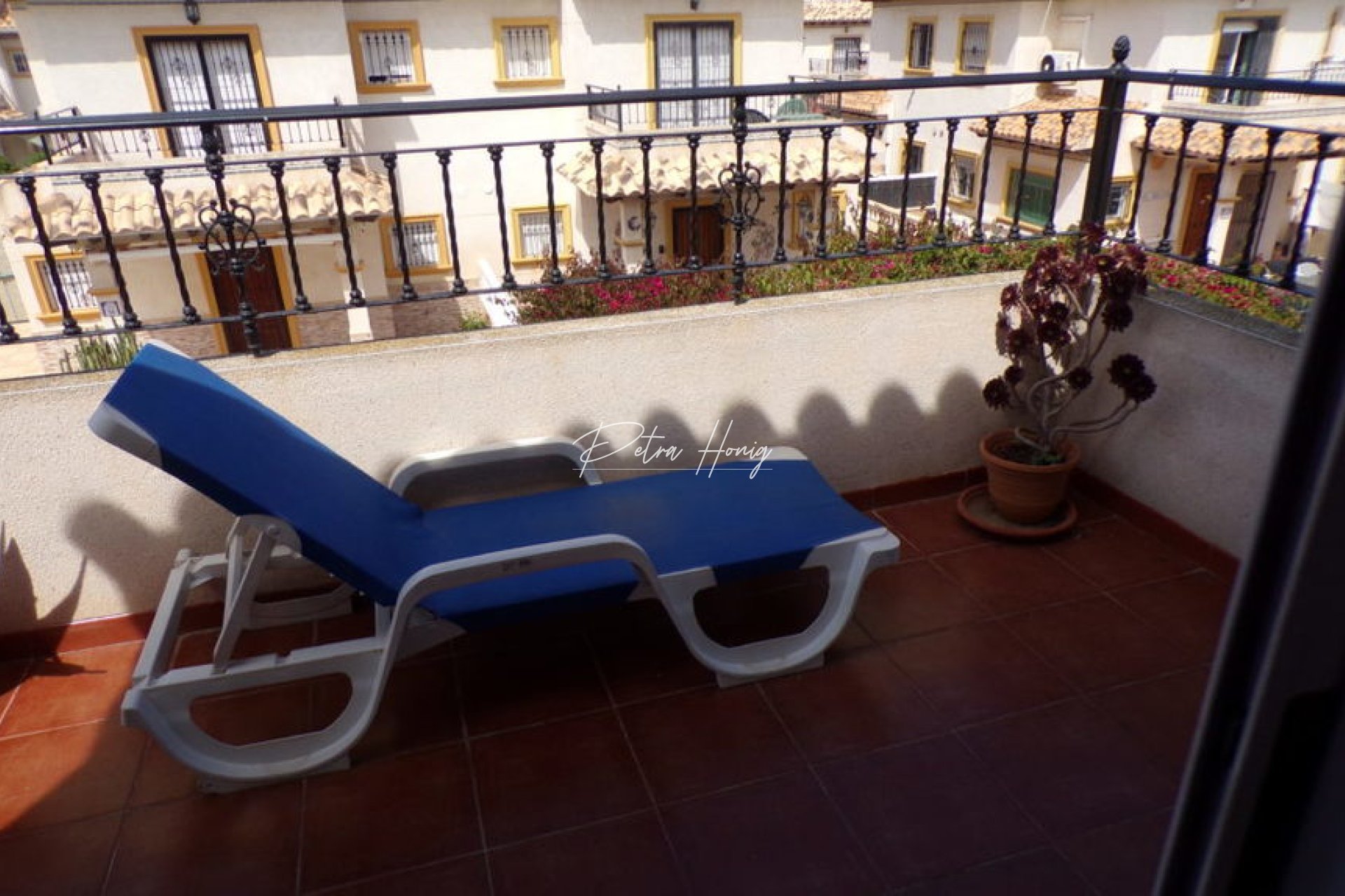 Resales - Semi Detached - Cabo Roig
