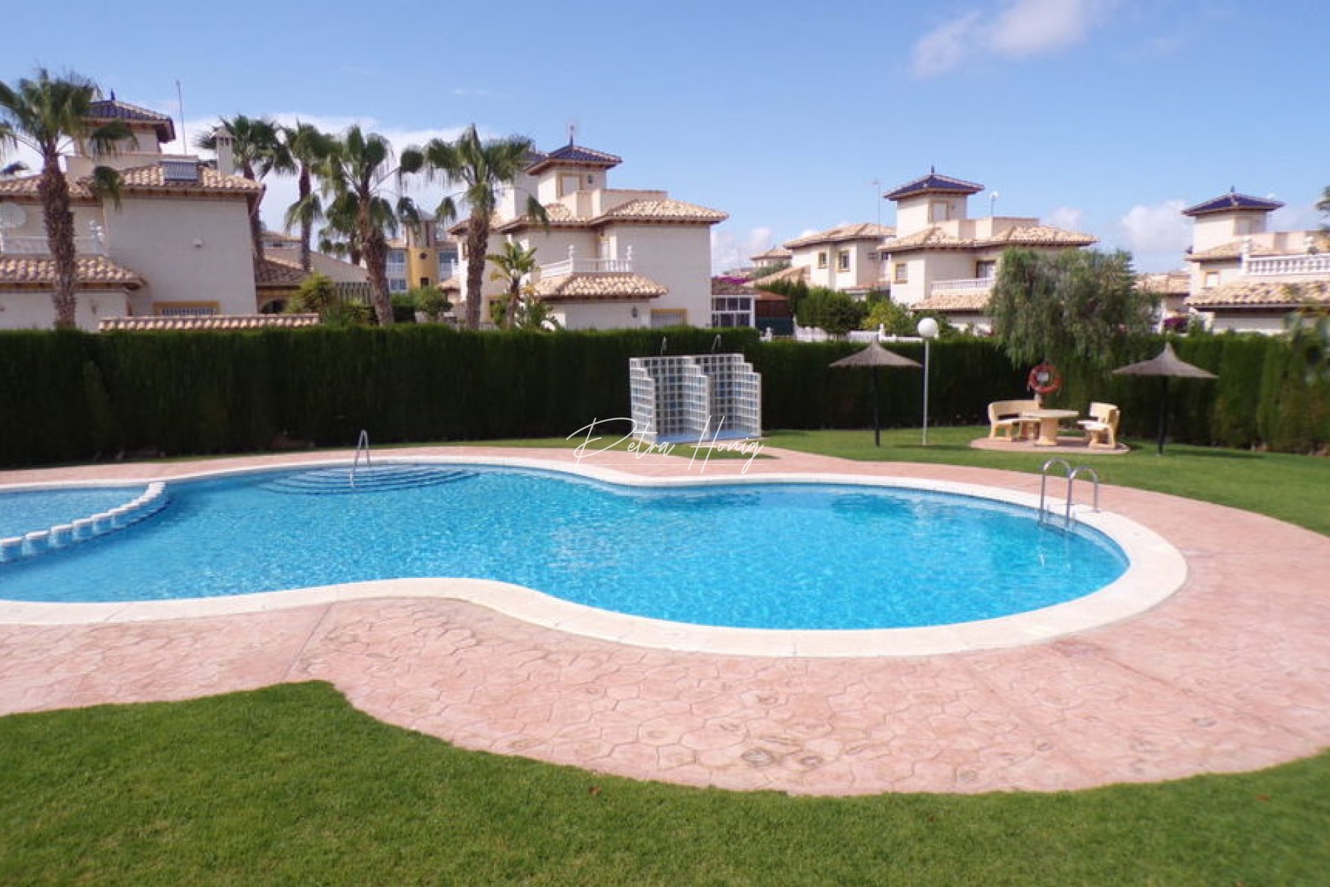 Resales - Semi Detached - Cabo Roig