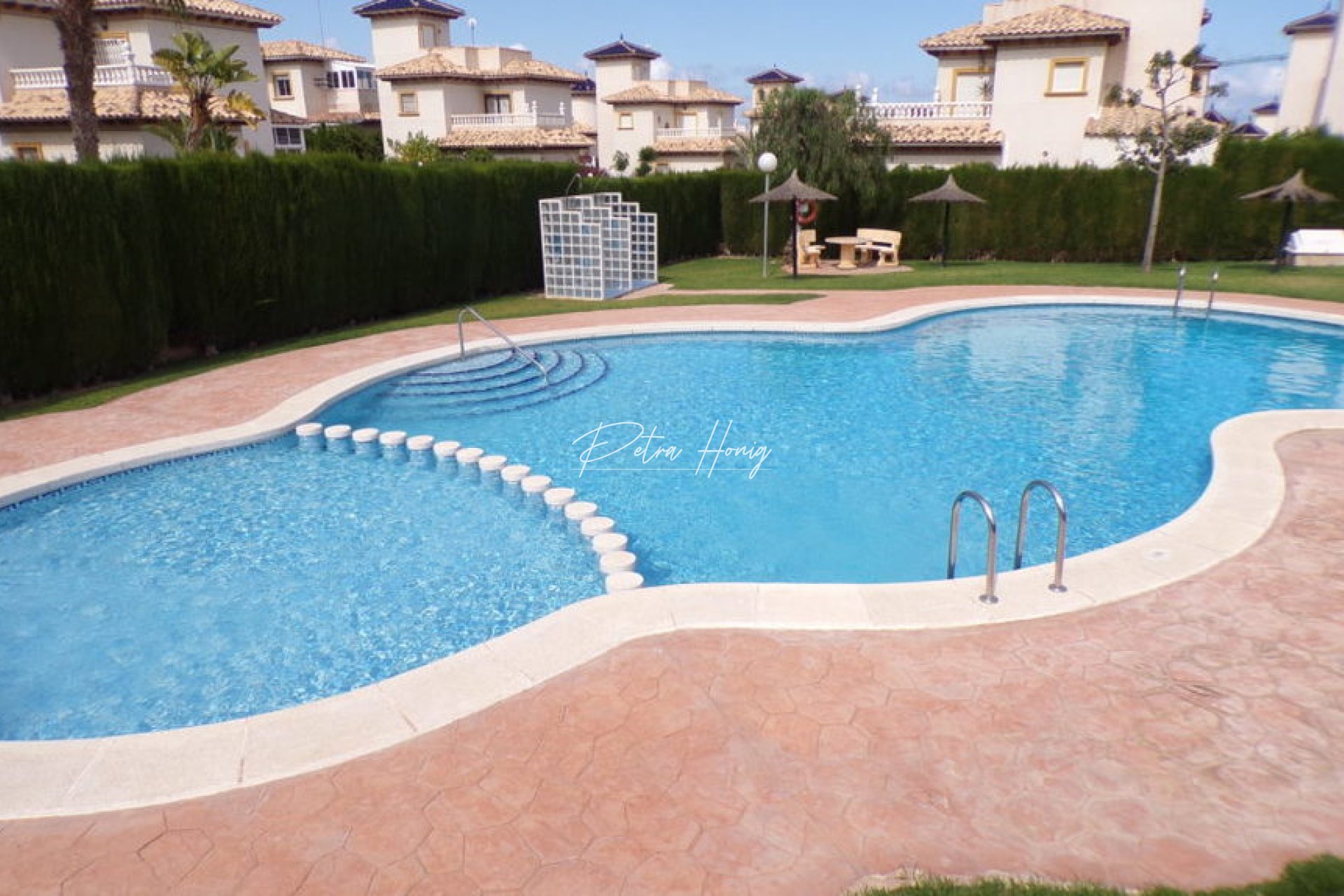 Resales - Semi Detached - Cabo Roig