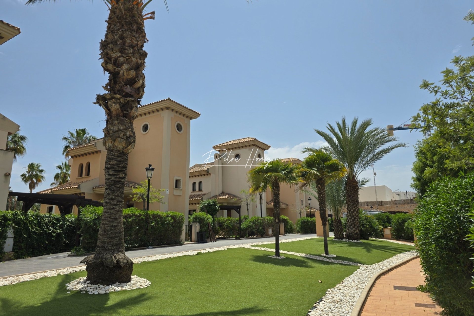 Resales - Semi Detached - La Finca Golf