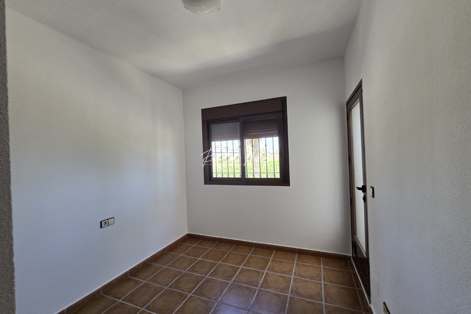 Resales - Semi Detached - La Finca Golf