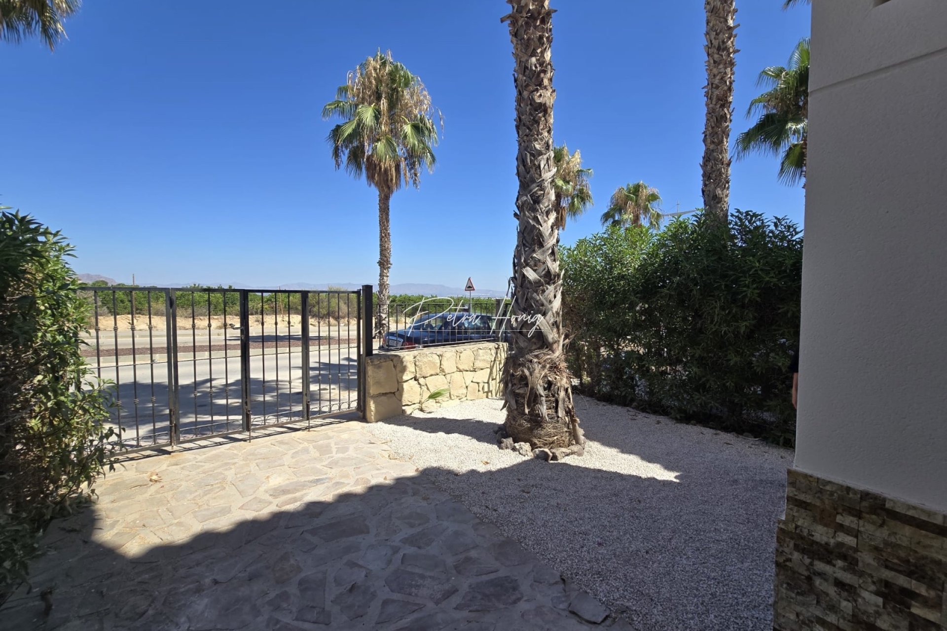 Resales - Semi Detached - La Finca Golf