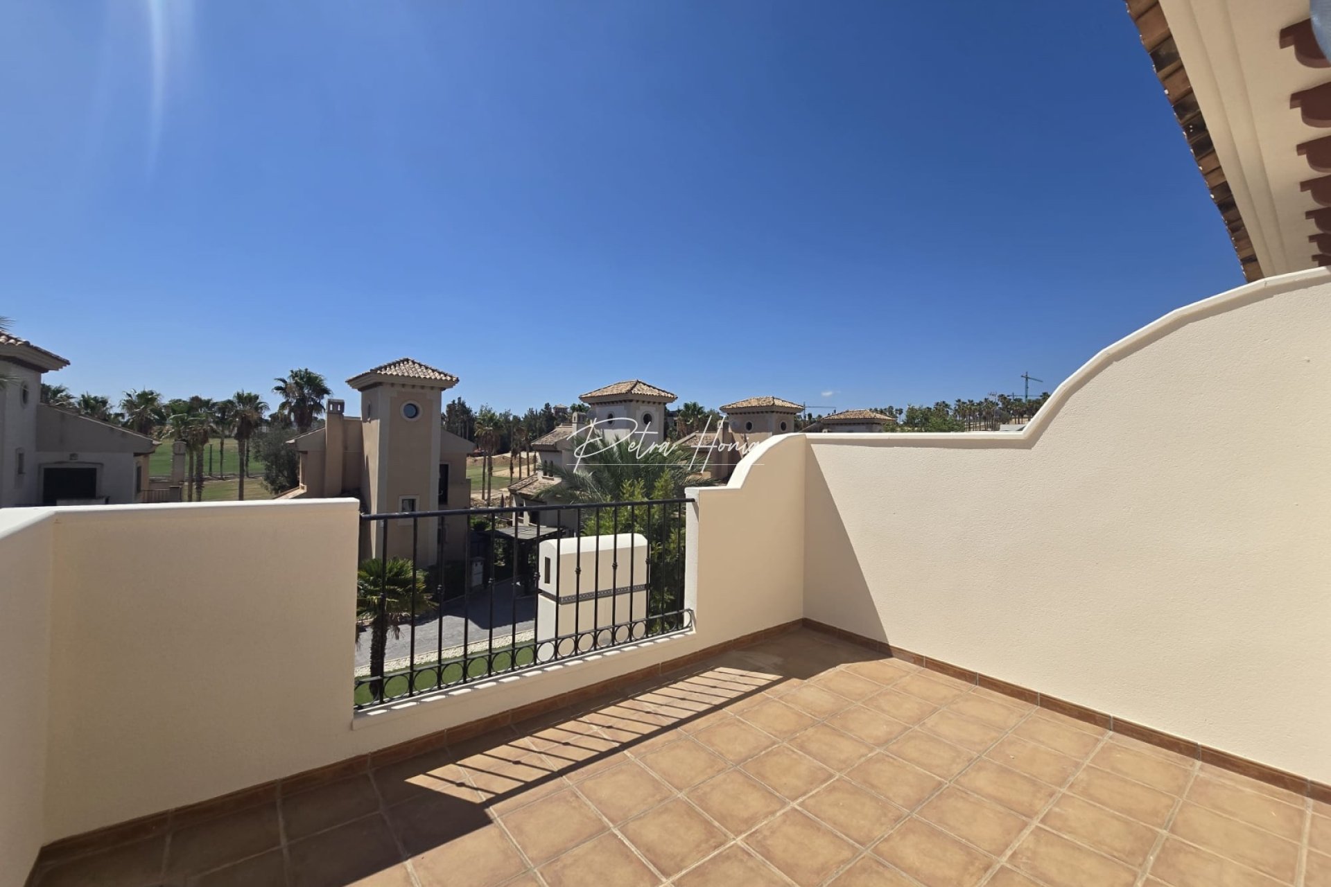 Resales - Semi Detached - La Finca Golf