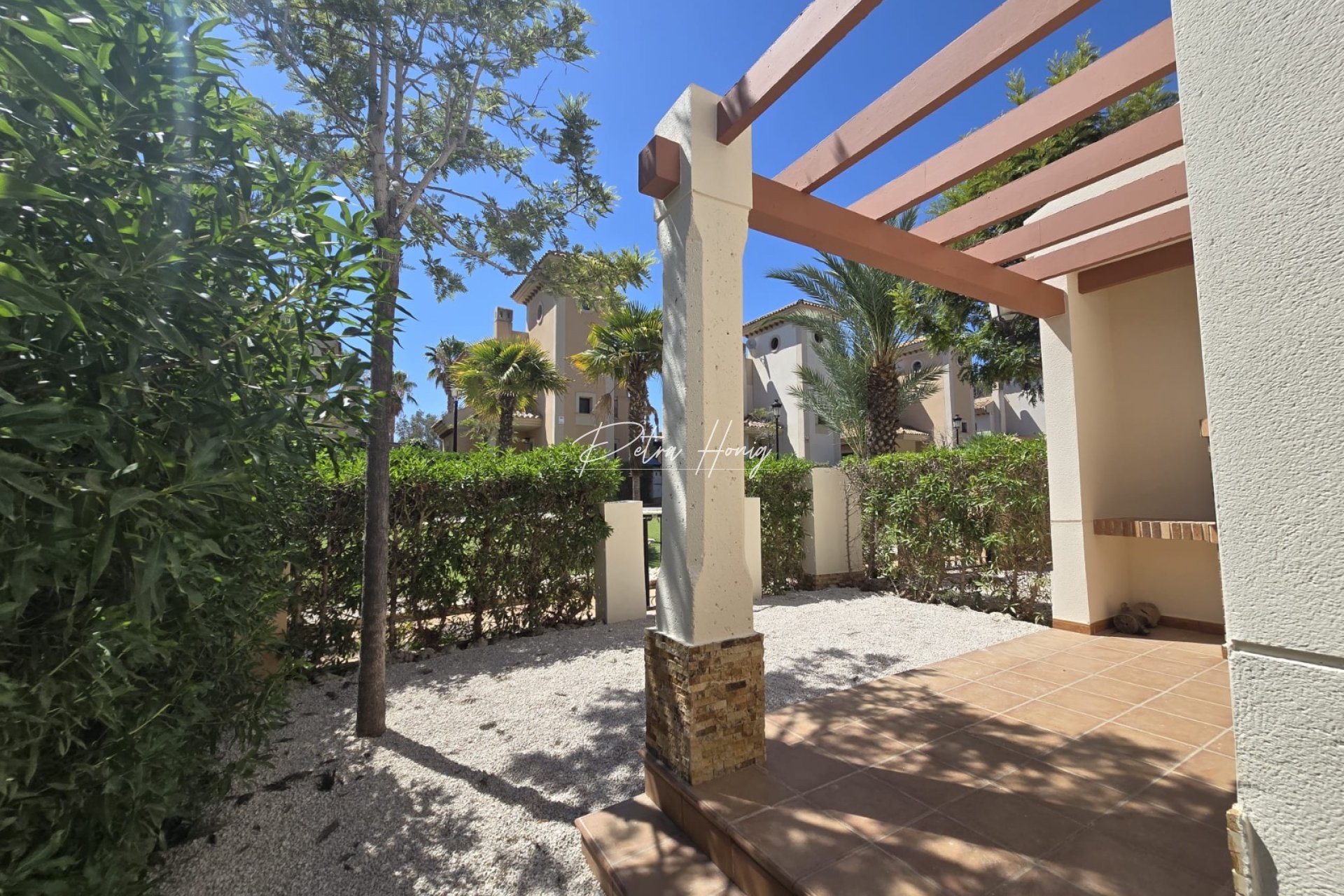 Resales - Semi Detached - La Finca Golf
