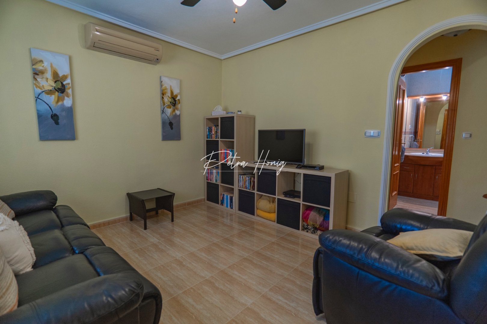 Resales - Semi Detached - Lo Crispin