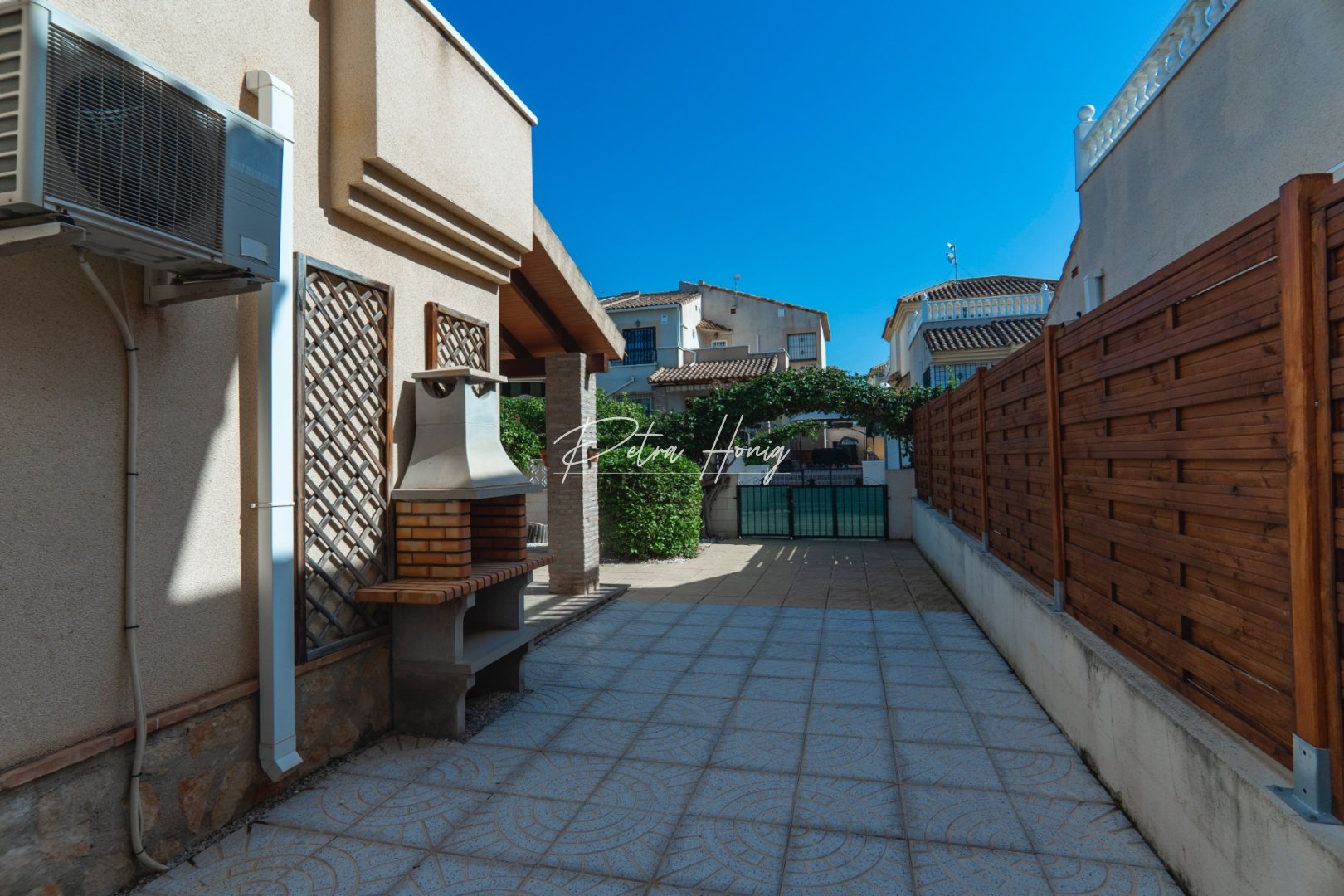 Resales - Semi Detached - Lo Crispin