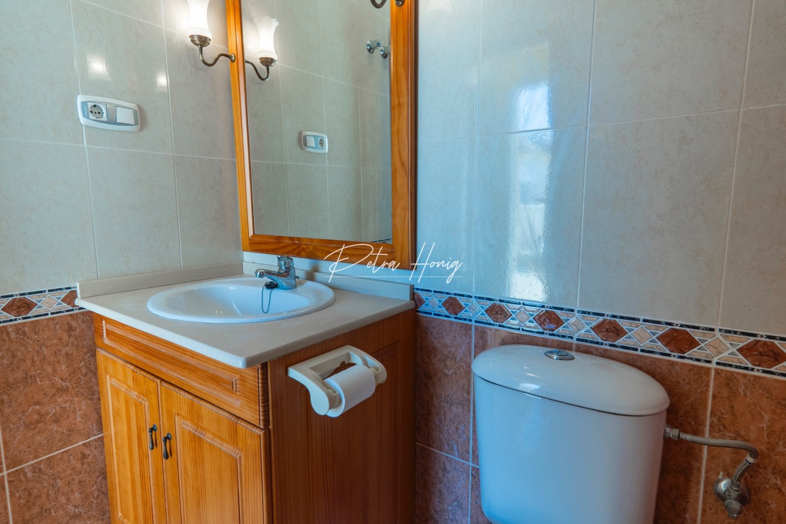 Resales - Semi Detached - Lo Crispin