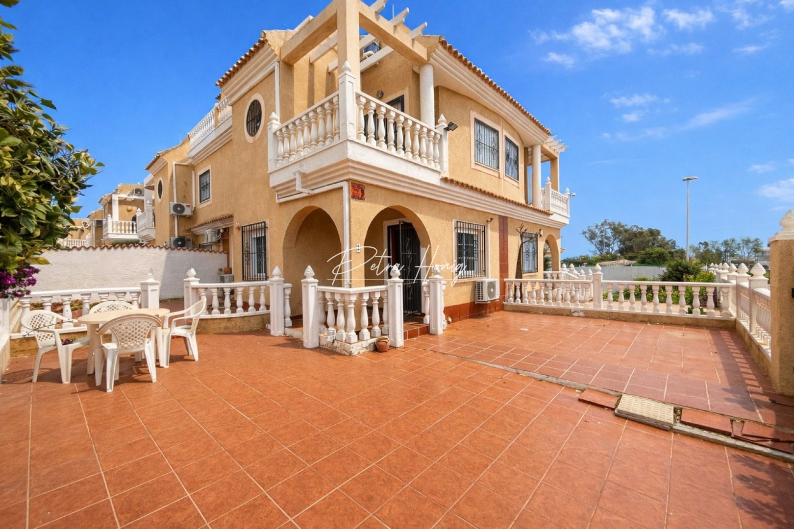 Resales - Townhouse - Cabo Roig